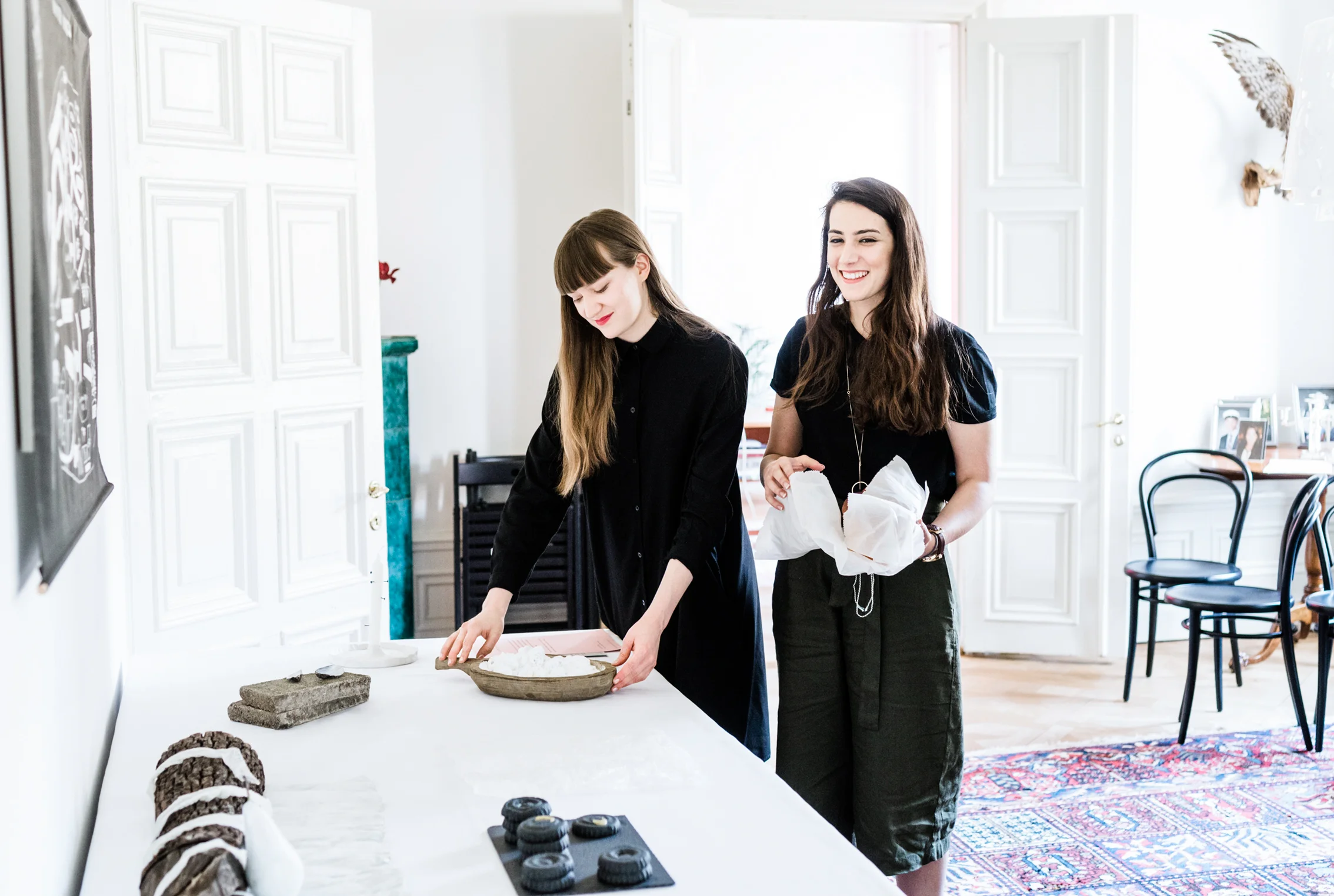 Sapour Somnia, 2017. Edible installation in collaboration with Maya Merhi. The Dream Society group show at Salong Odengatan, Stockholm. Photo by Ari Luostarinen.