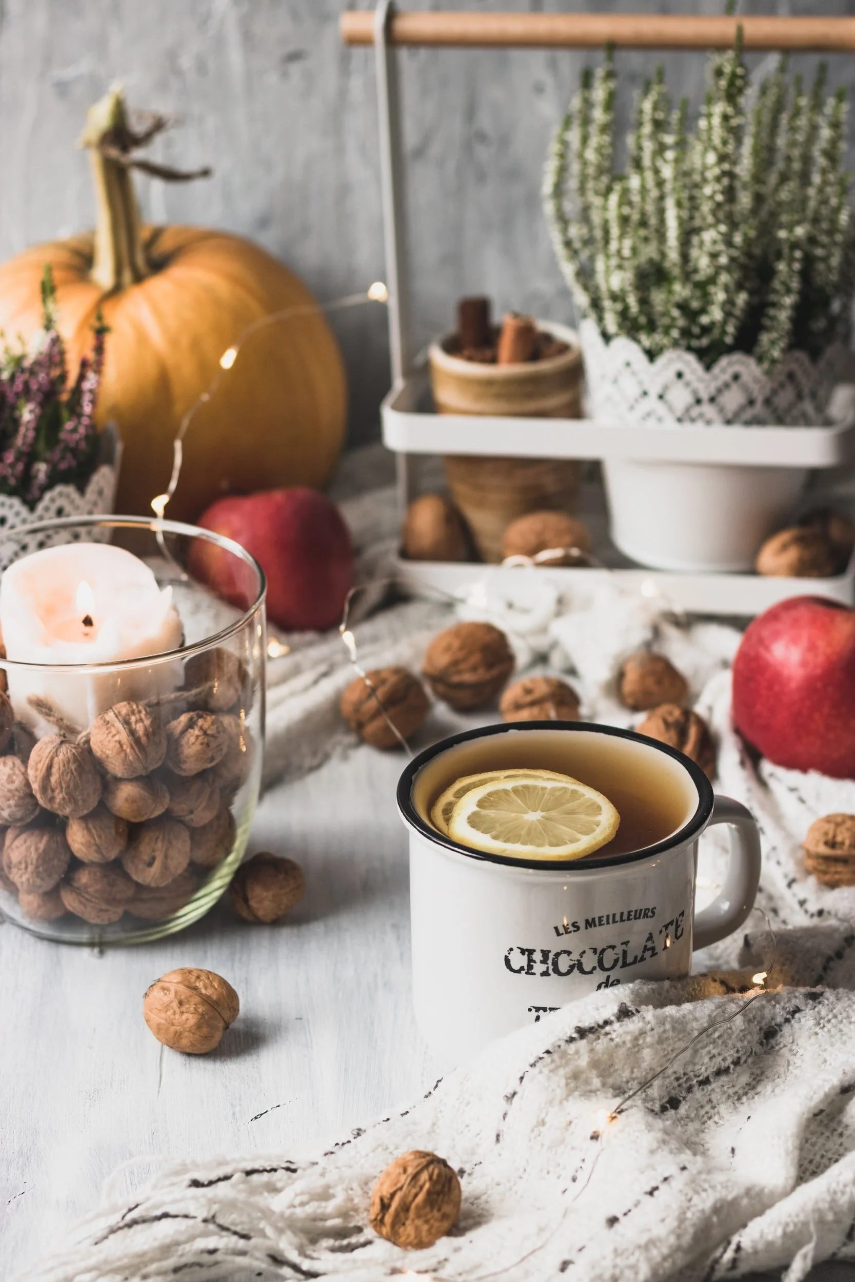 4 FESTIVE RULES FOR HOLIDAY DECOR