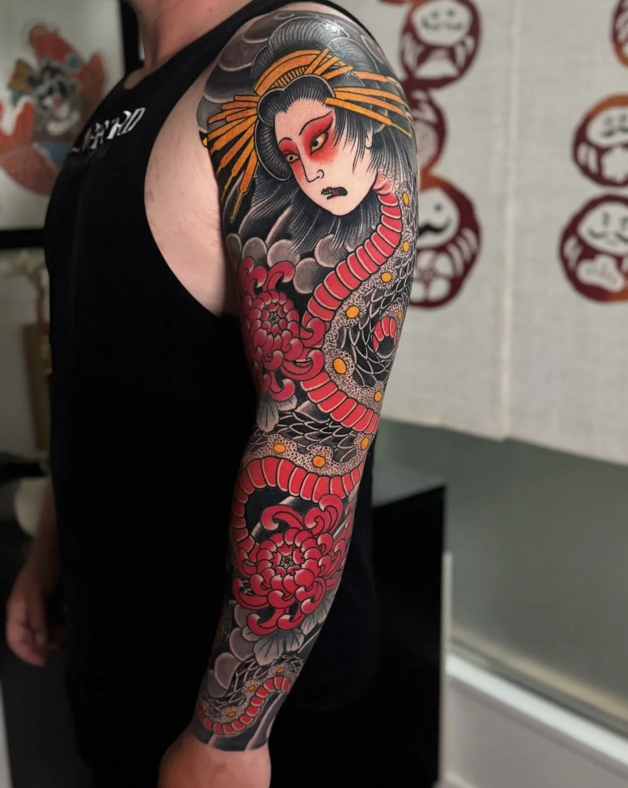 Nure-Onna Arm Sleeve
