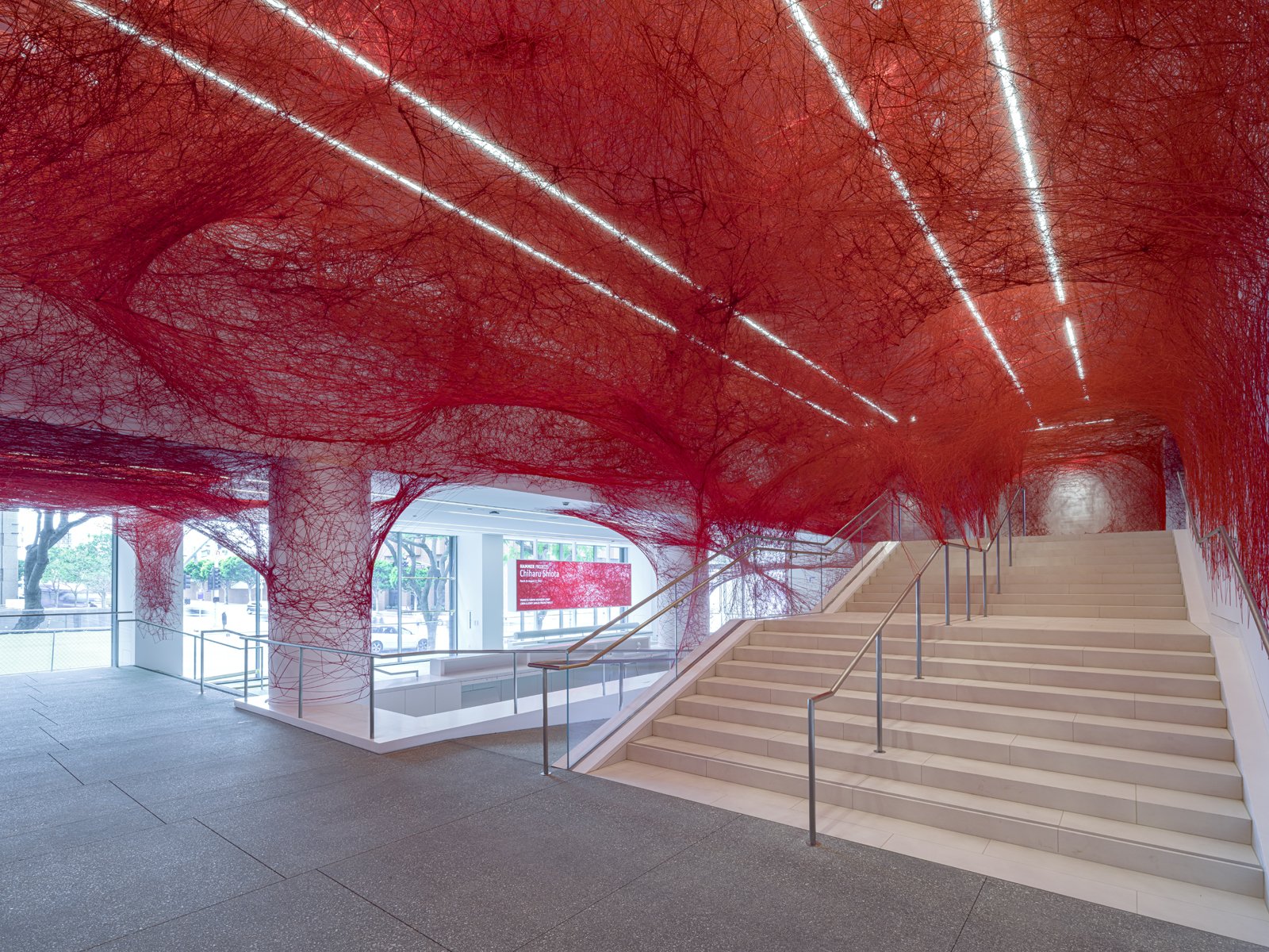 CHIHARU SHIOTA–塩田千春 CHIHARU SHIOTA–塩田千春