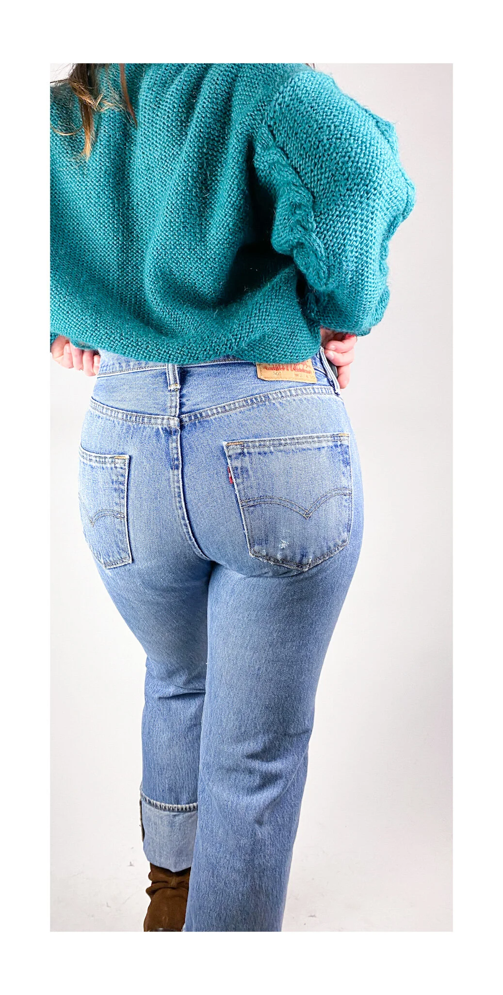 Levi's 501 Medium Wash (size 32)