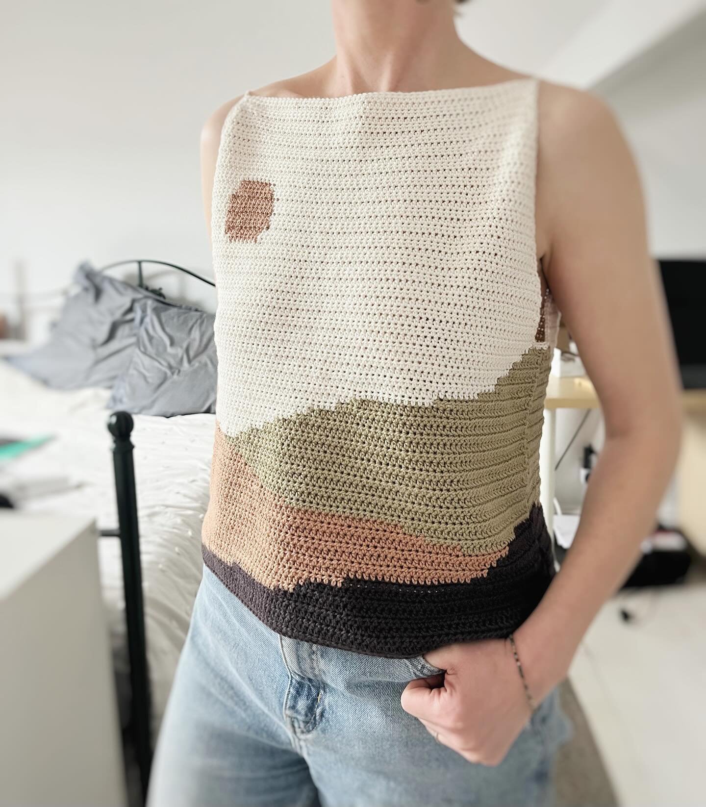 ✨ TESTER CALL ✨
⠀⠀⠀⠀⠀⠀⠀⠀⠀
Introducing the &lsquo;Terra&rsquo; top ⛰️ 
⠀⠀⠀⠀⠀⠀⠀⠀⠀
Made using Stylecraft Naturals dk cotton/bamboo.
⠀⠀⠀⠀⠀⠀⠀⠀⠀
I&rsquo;m looking for testers for sizes XS - 5X
⠀⠀⠀⠀⠀⠀⠀⠀⠀
This is an intarsia/tapestry crochet top, with one st