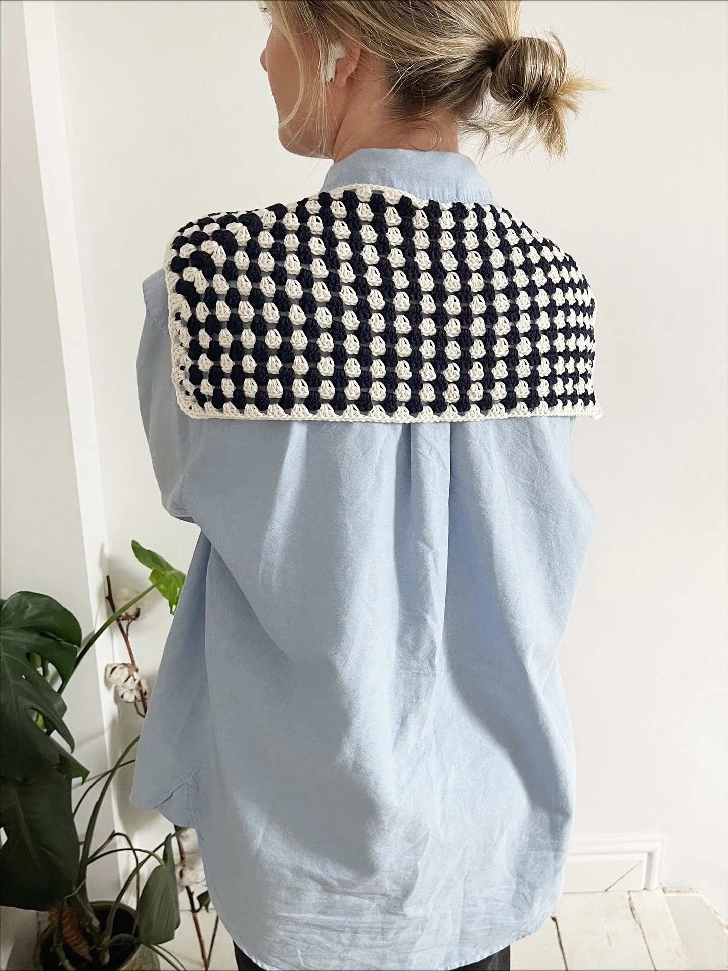 📢 TESTER CALL-OUT 📢
⠀⠀⠀⠀⠀⠀⠀⠀⠀
This pattern has been hanging around on my computer for months! 🙈
⠀⠀⠀⠀⠀⠀⠀⠀⠀
Introducing the &lsquo;Ancient Mariner&rsquo; Granny-Stitch Sailor Collar (name is a working progress).
⠀⠀⠀⠀⠀⠀⠀⠀⠀
Using the beloved granny-st