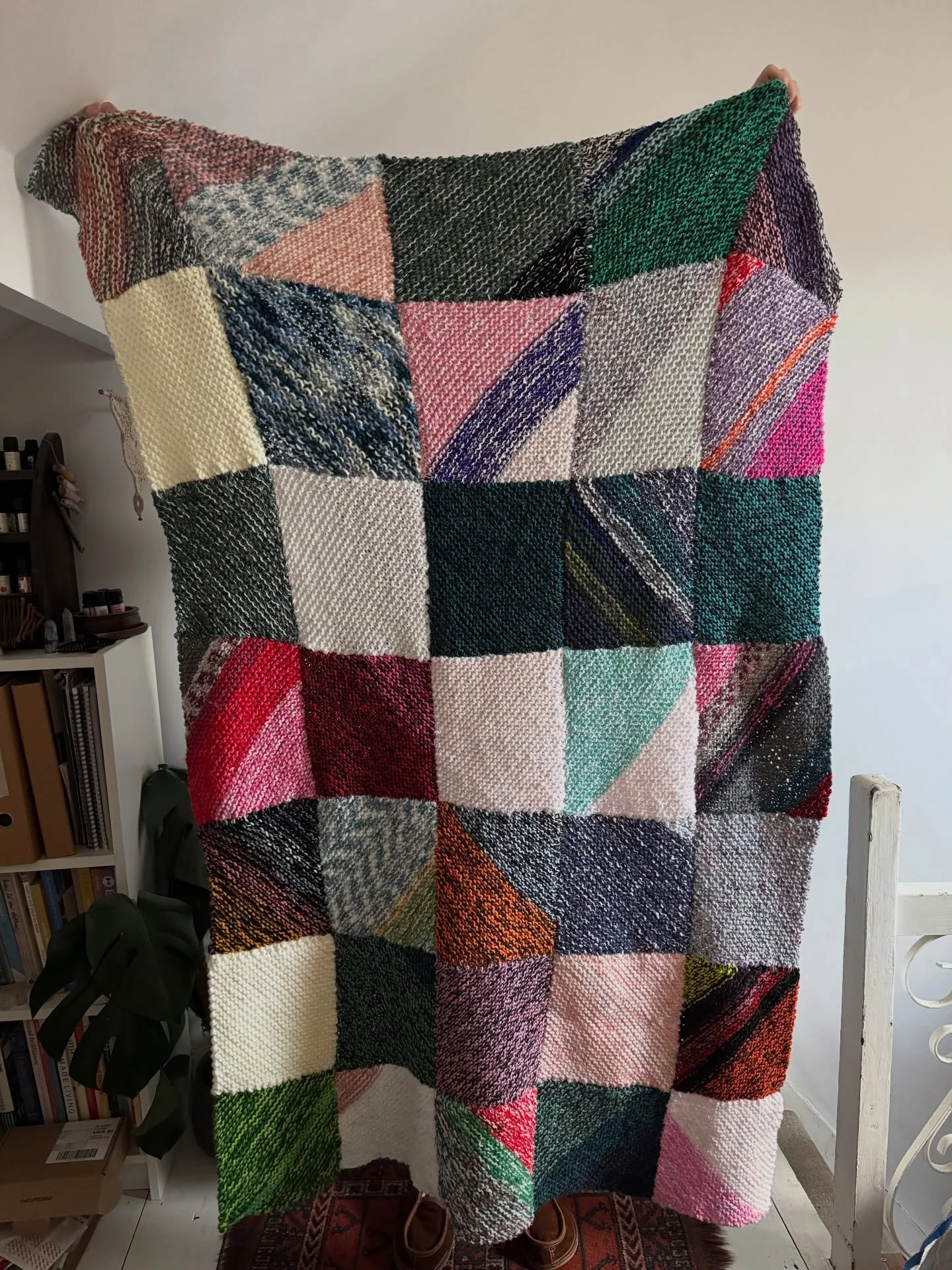 I meant to share this in December, but I&rsquo;m brightening up your January instead with these amazing handmade blankets all donated to the &lsquo;Blankets for Sheffield&rsquo; project before Christmas ✨🫶😍

THANK YOU SO MUCH to everyone that donat