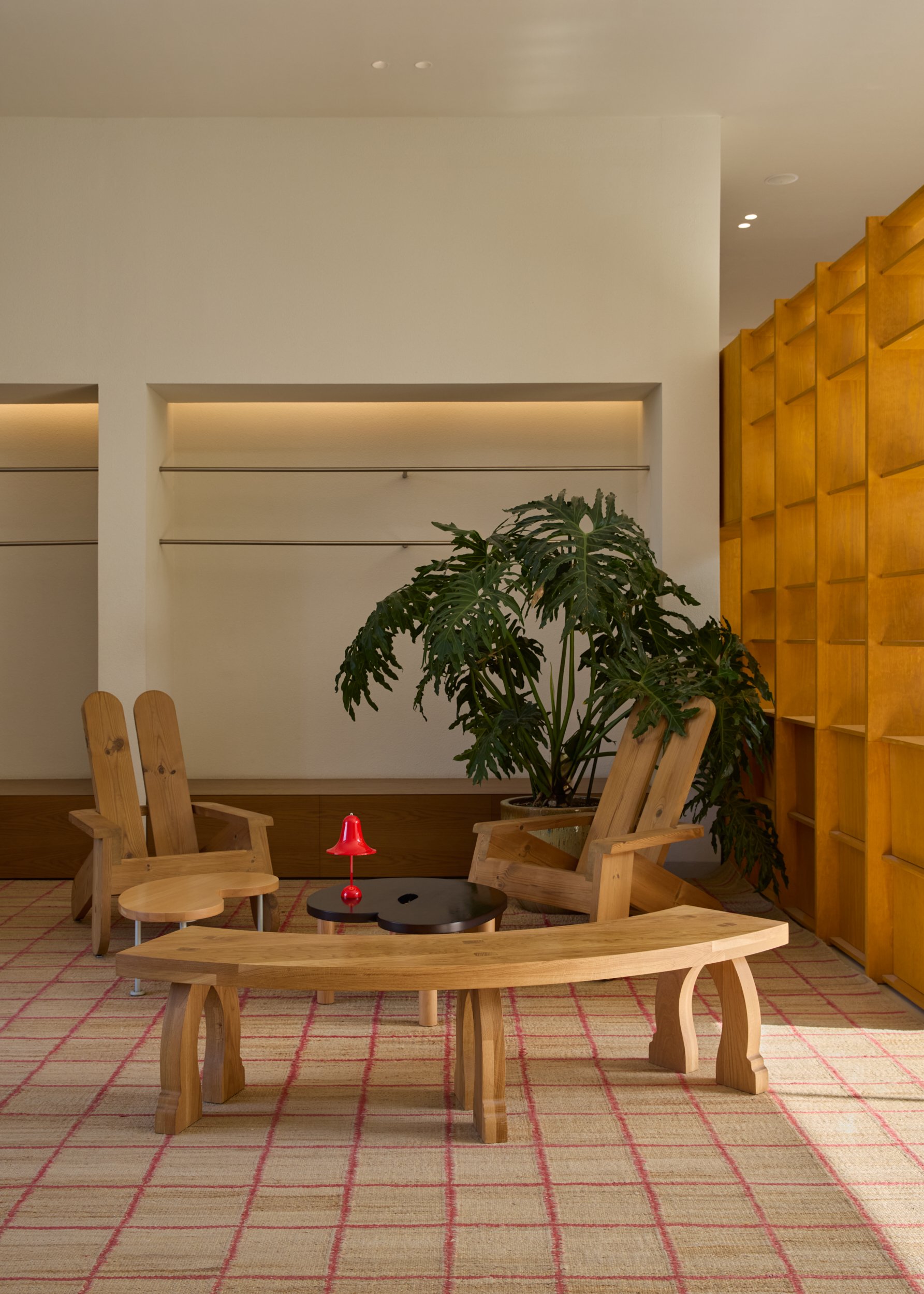 PAUS_Bone_11_Web resolution.jpg