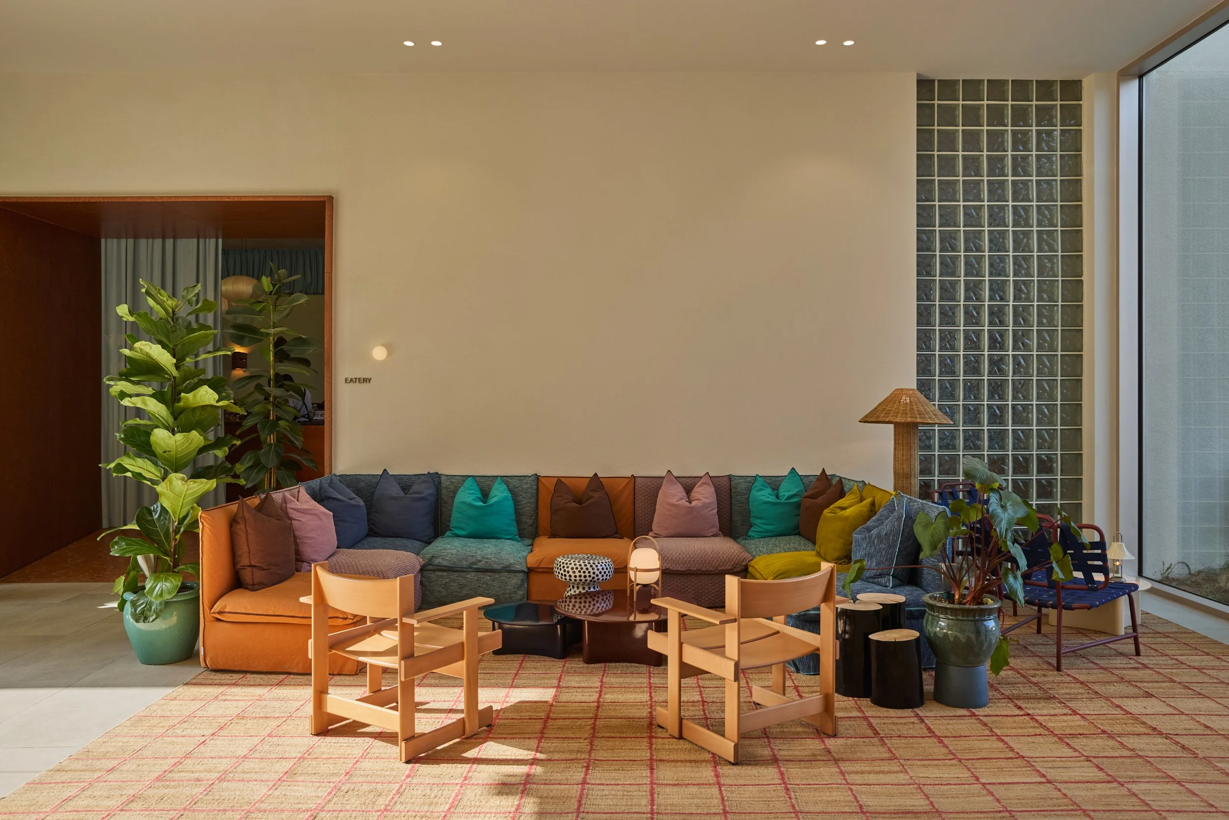 PAUS_Bone_6_Web resolution.jpg