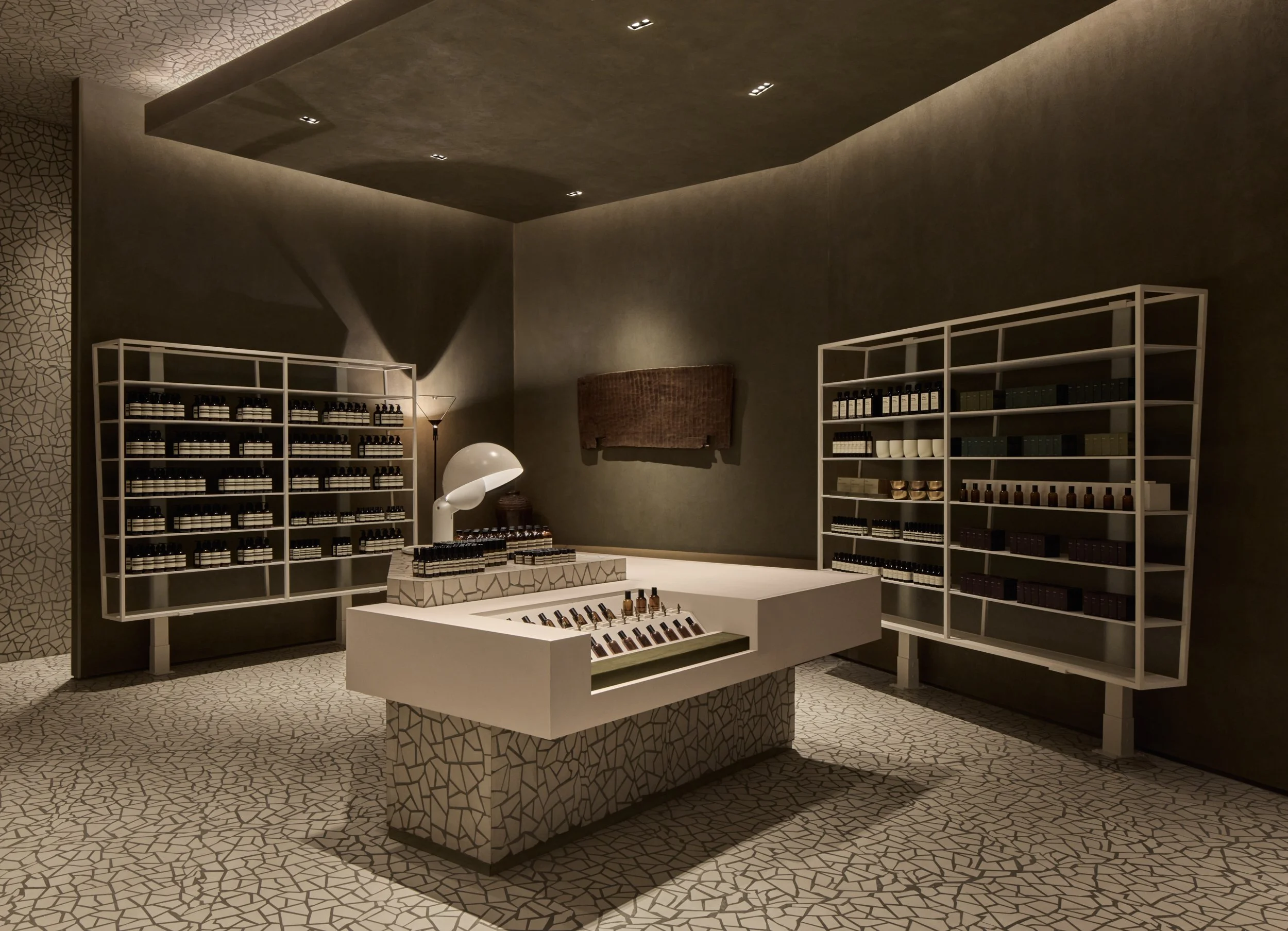 Aesop_Red Sea Mall_2025_3_OP.jpg