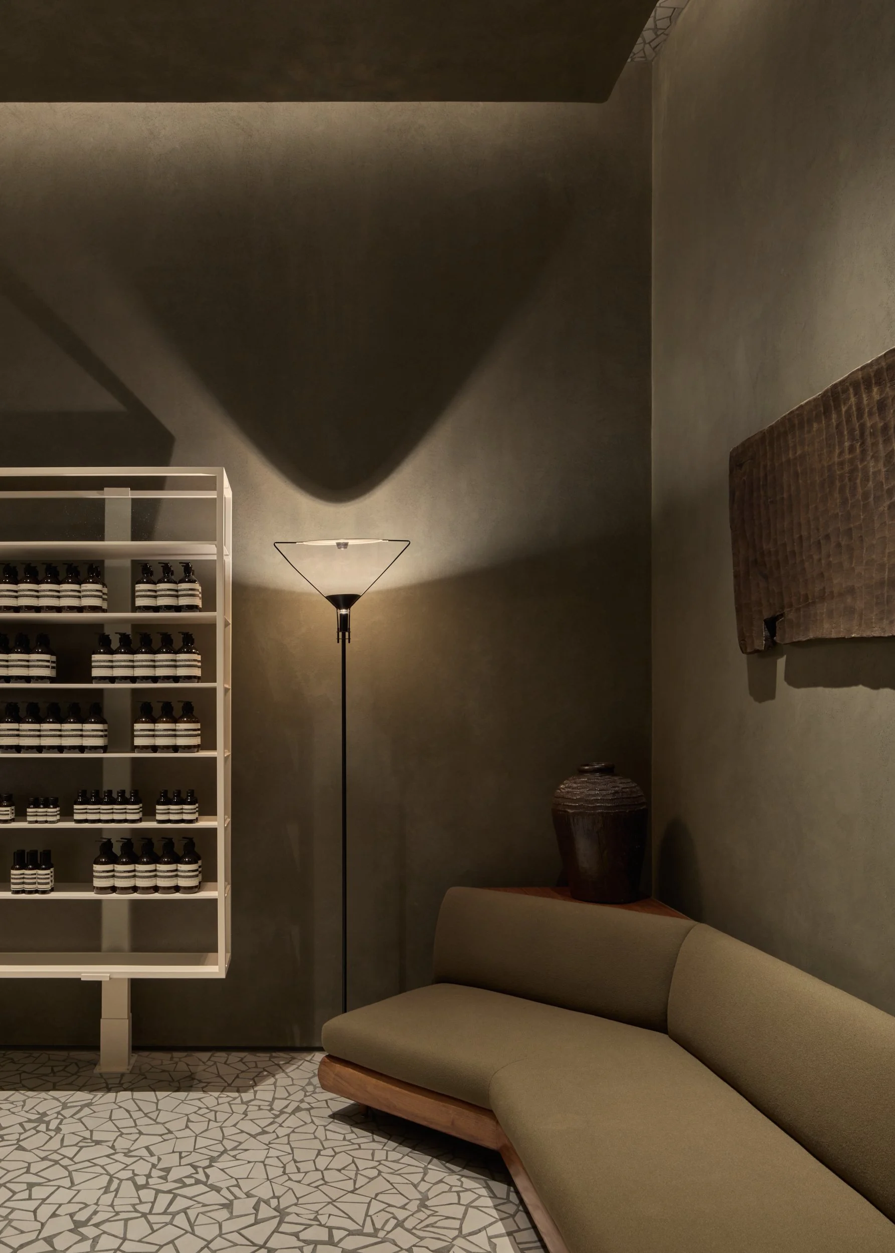 Aesop_Red Sea Mall_2025_6_OP.jpg