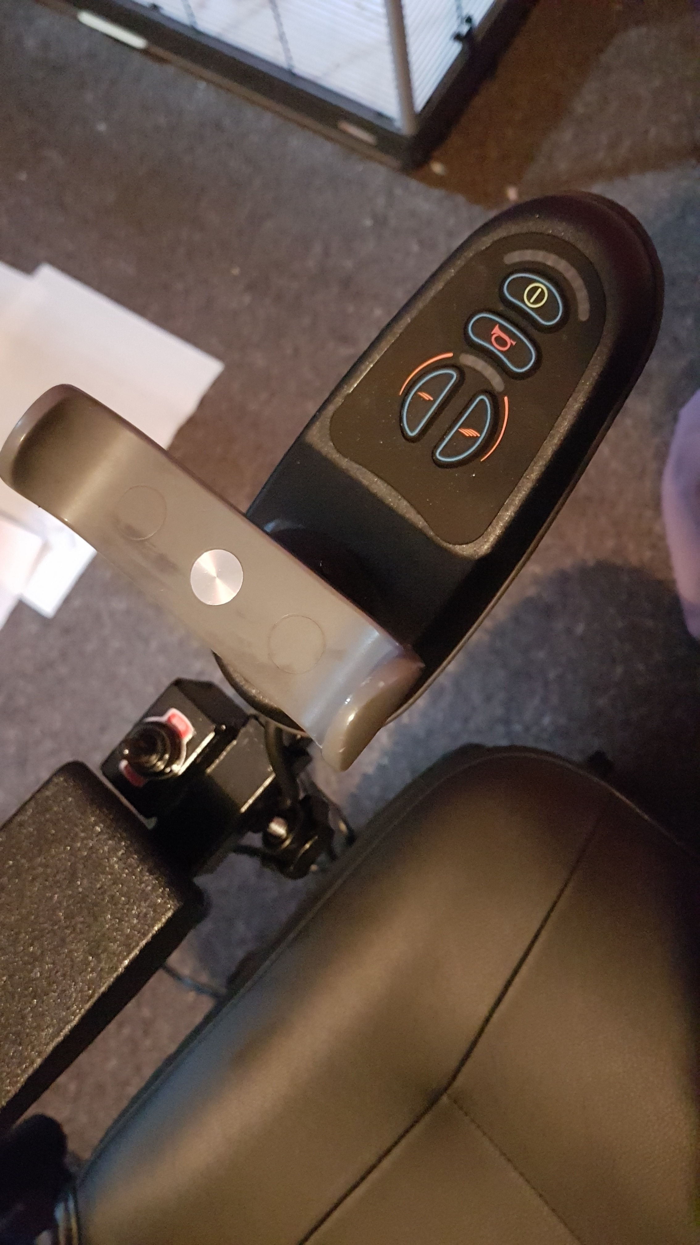 Travelux Venture Powered Wheelchair 2.jpg