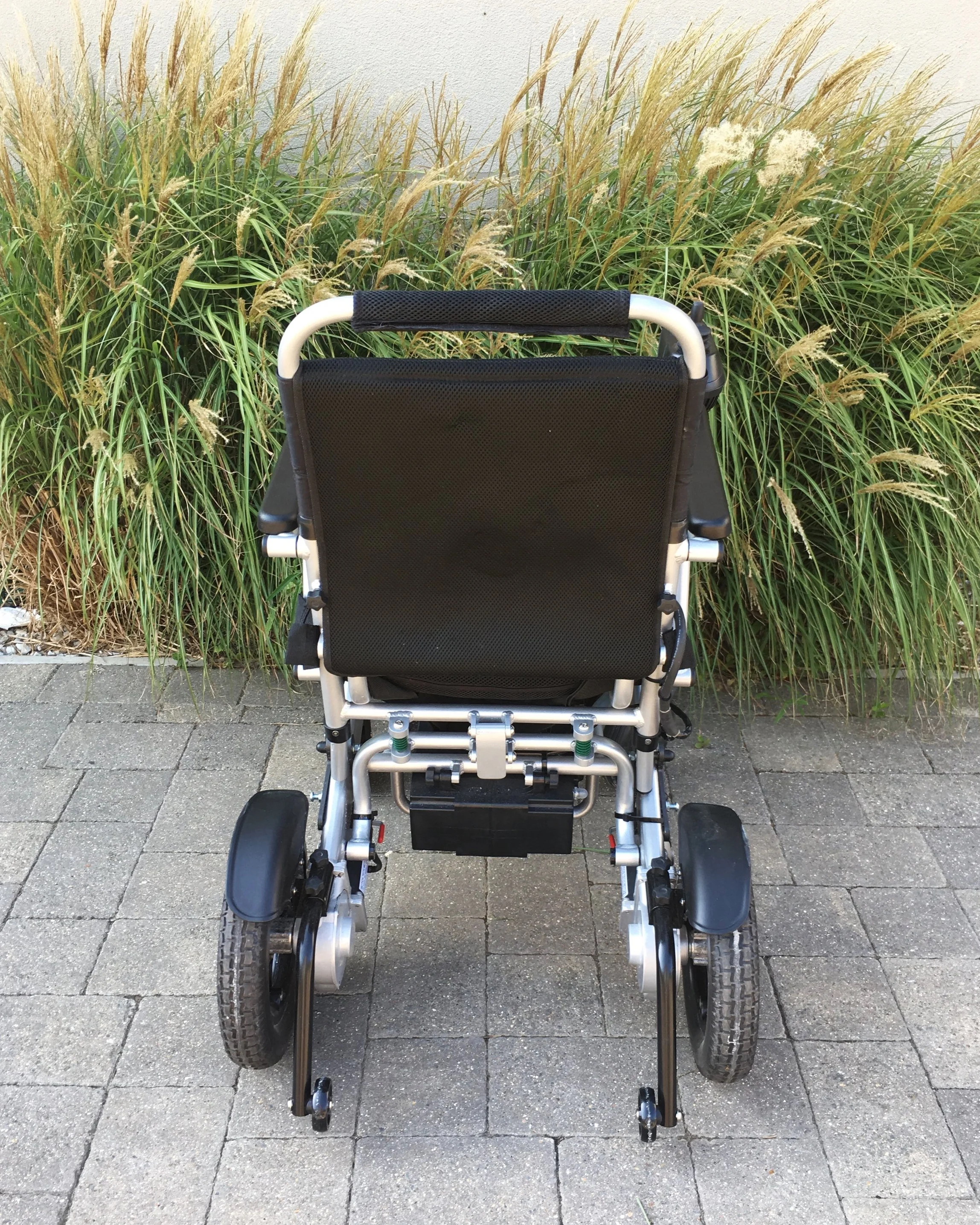 Lith-Tech+Smart+Chair+2+3.jpg