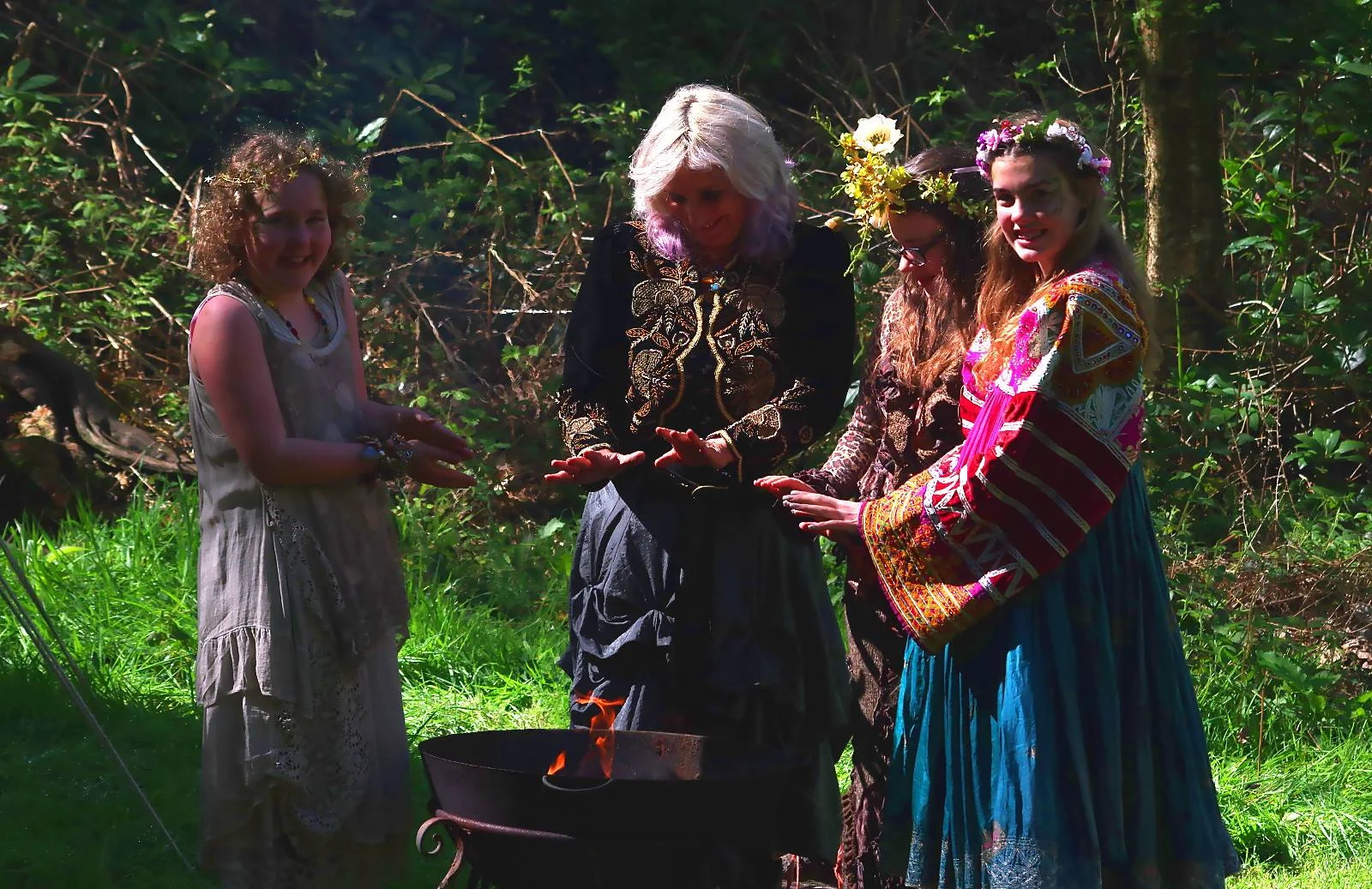 Nink and her raggle-taggle band of fairies