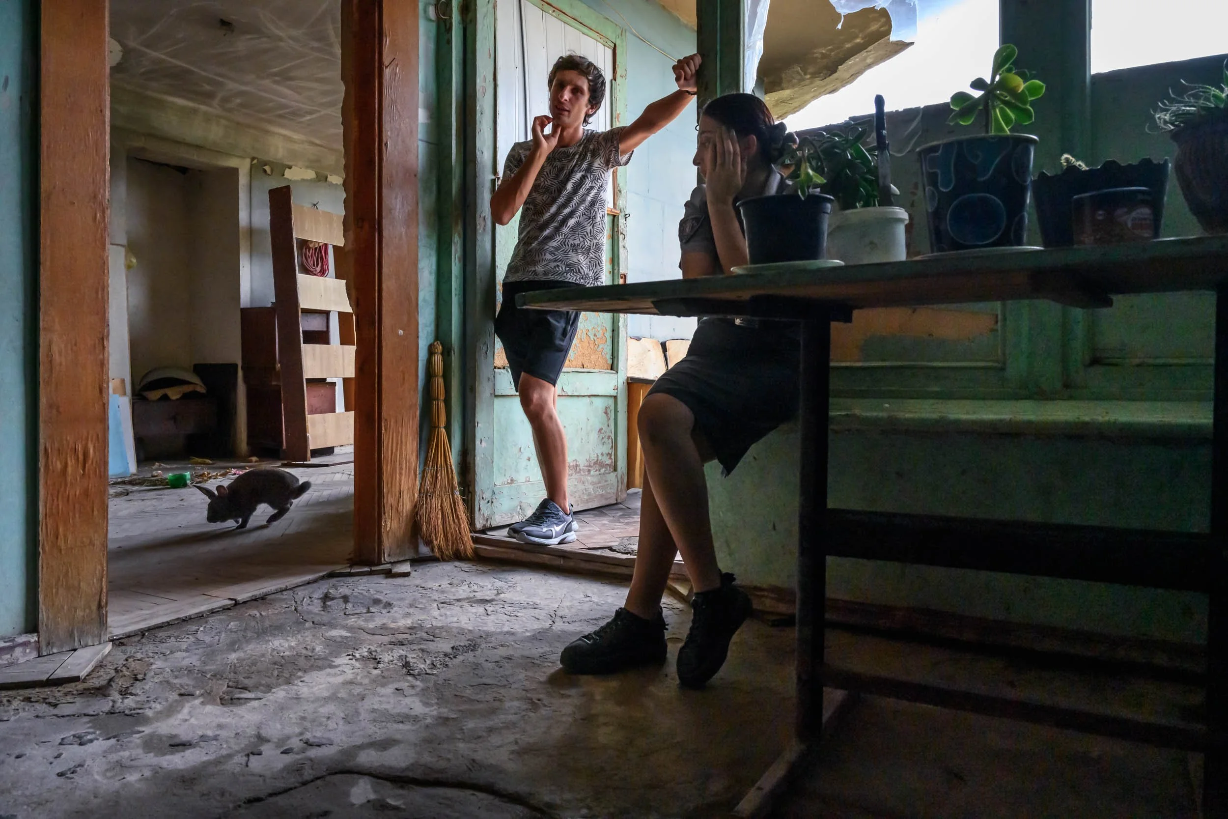 sitting and waiting_web-31.jpg