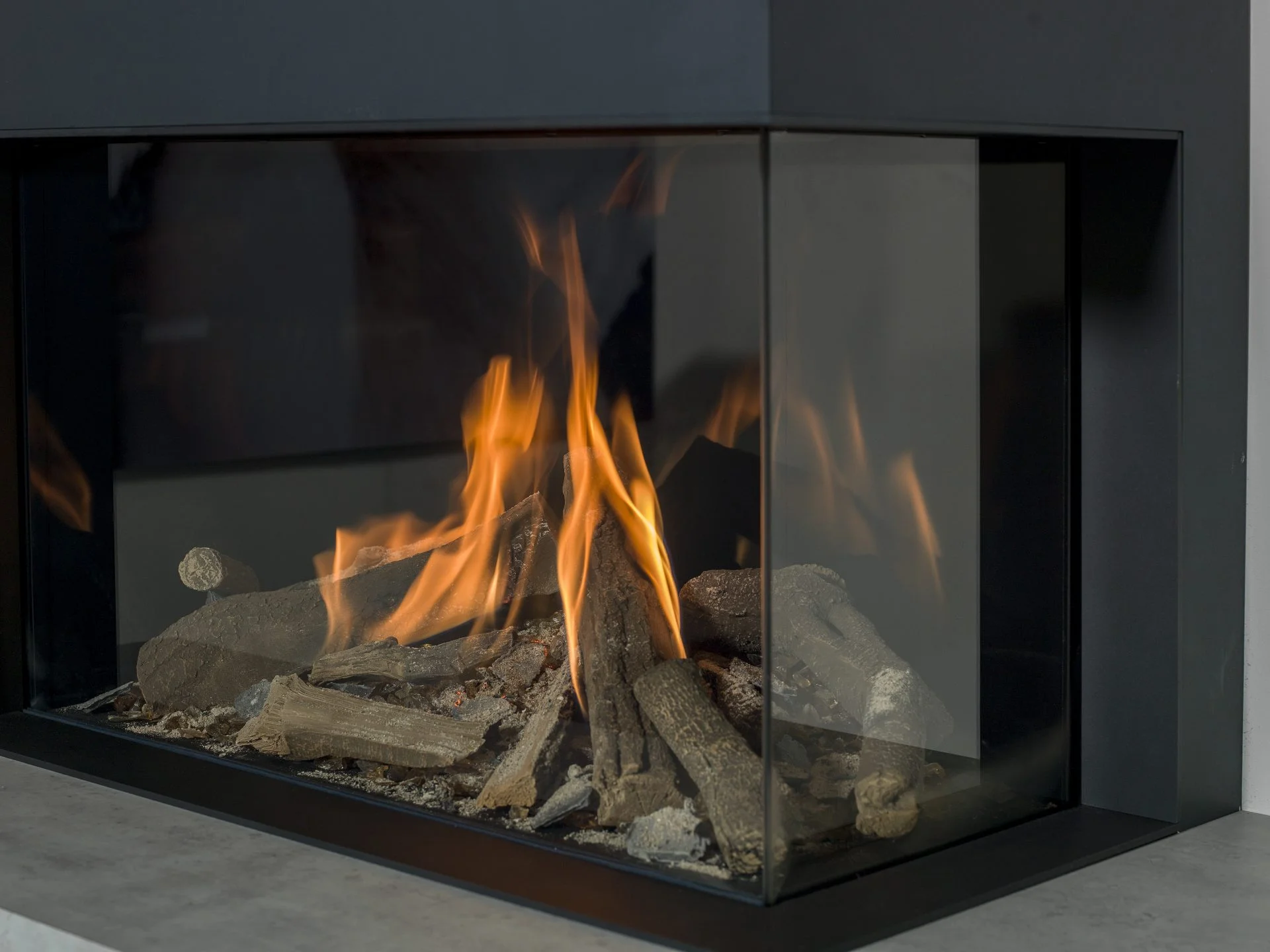 FABER FIRES AT DE BACKER HAARDEN