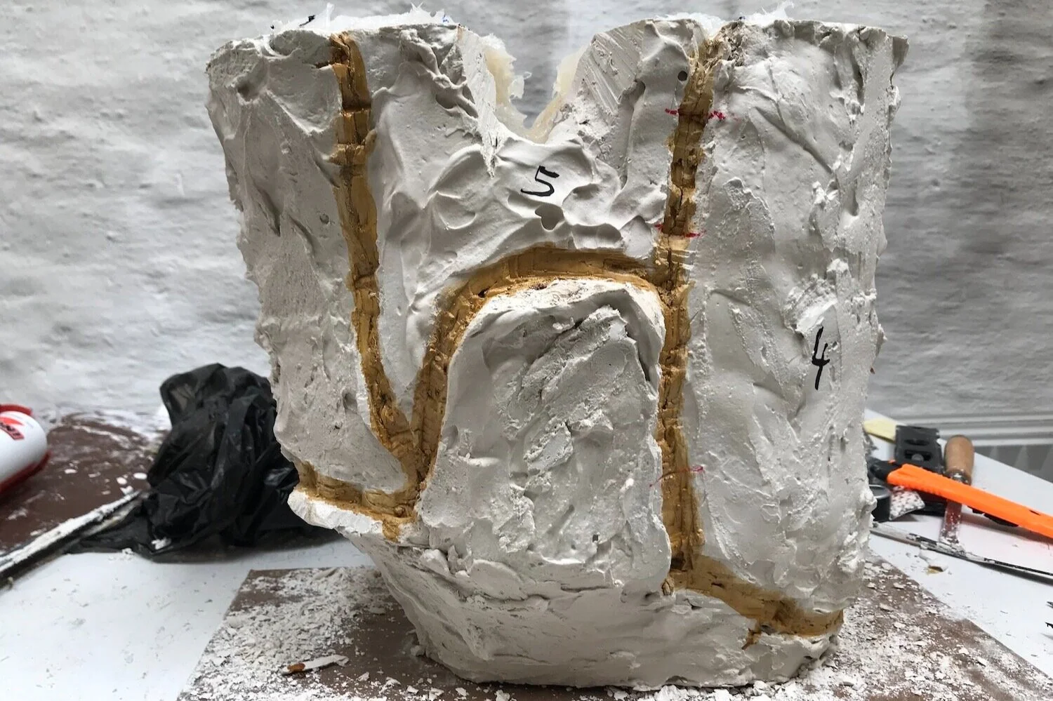 Re-Art. Readymade recycelt feat. Precious Plastic