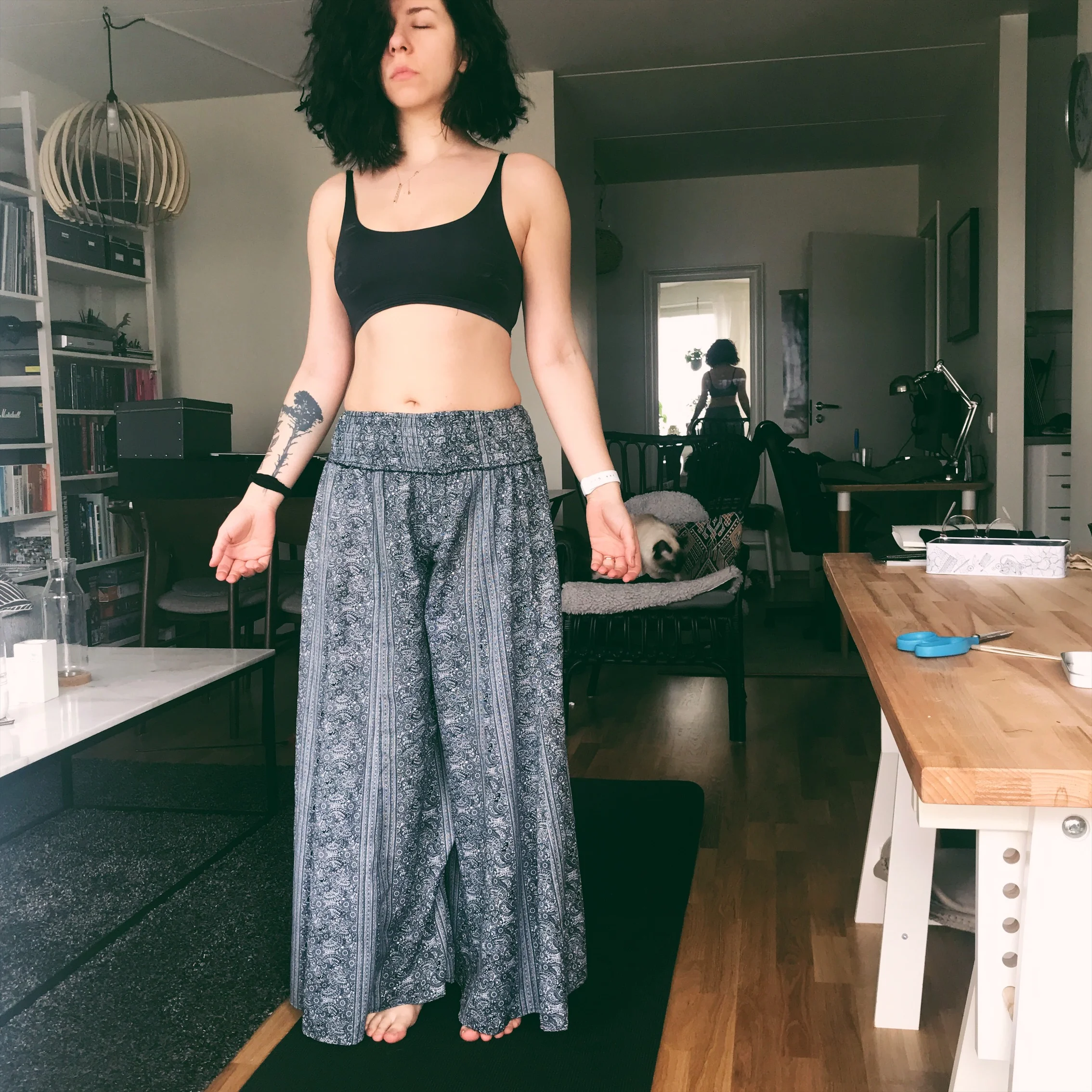 amna-yoga4.jpg