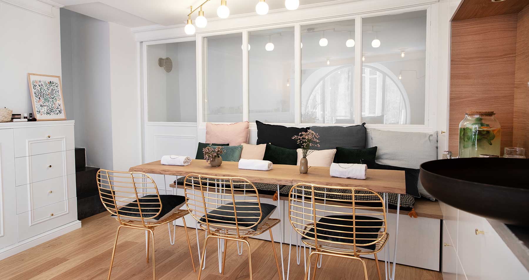 Soin de Soi Boutique in downtown Bordeaux.