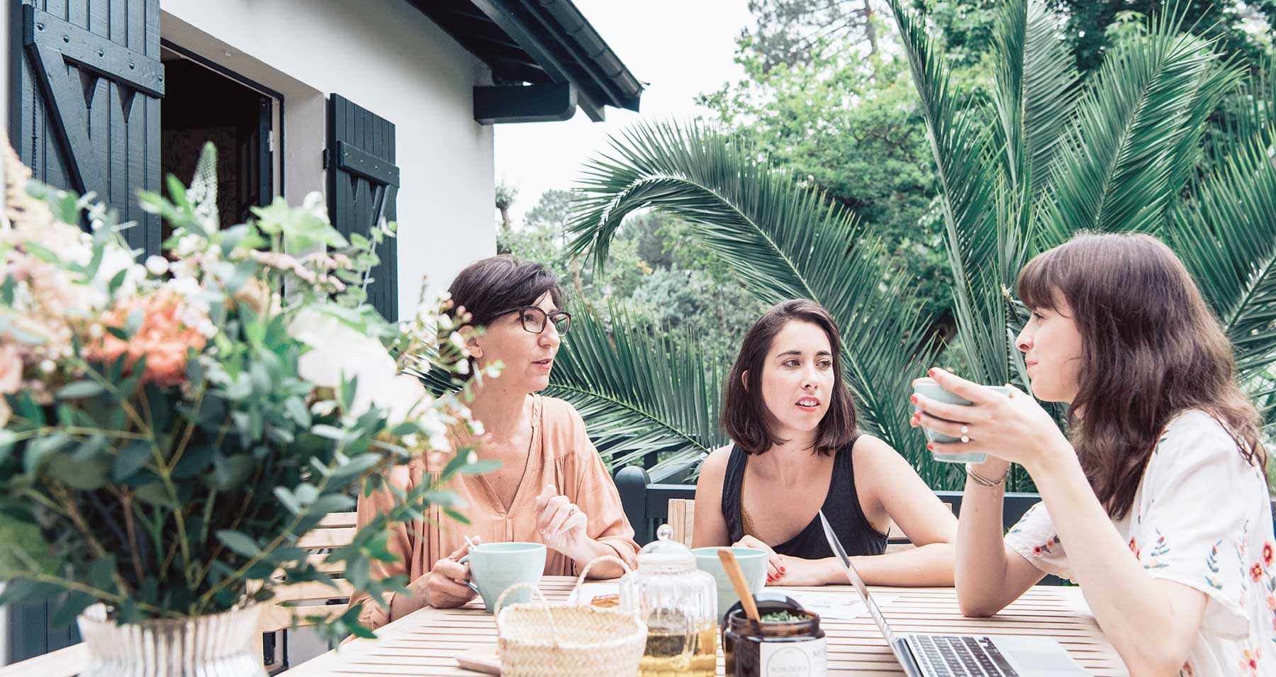 Nelly, Pauline and Marion —part of the Soin de Soi team.