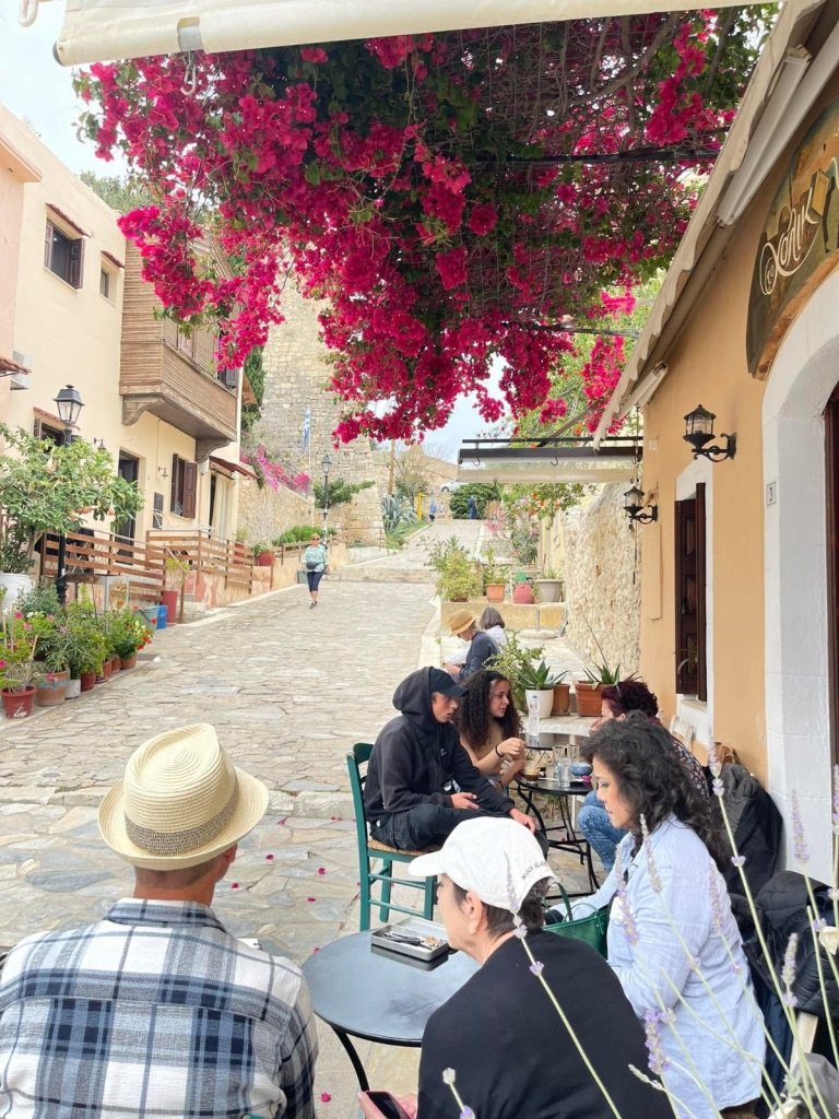 Sketching the streets in Crete