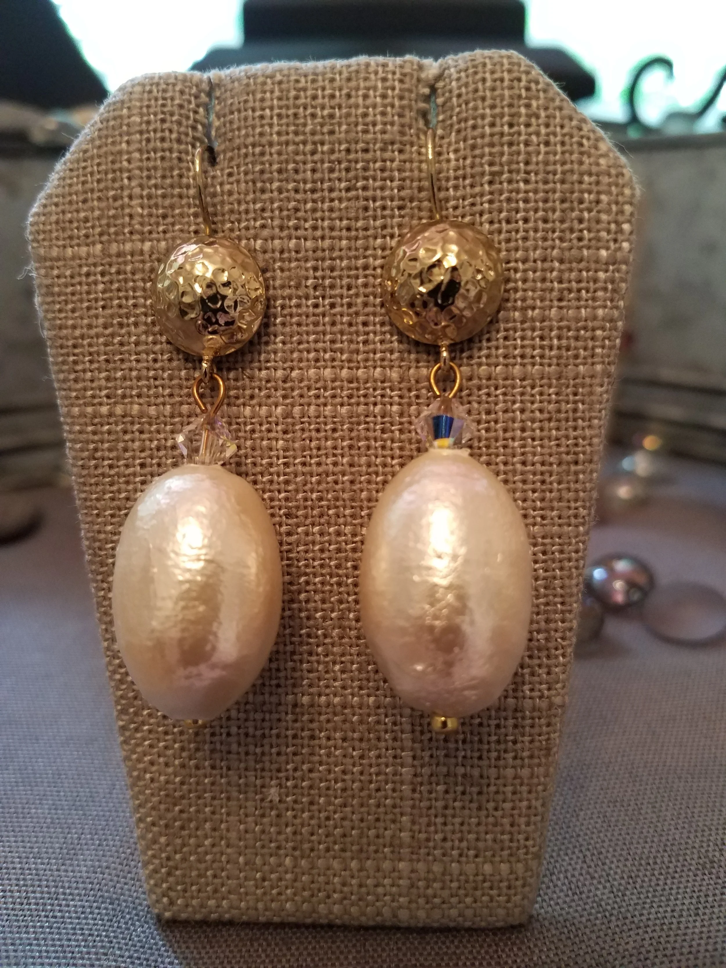 Ivory paper mache pearl drop