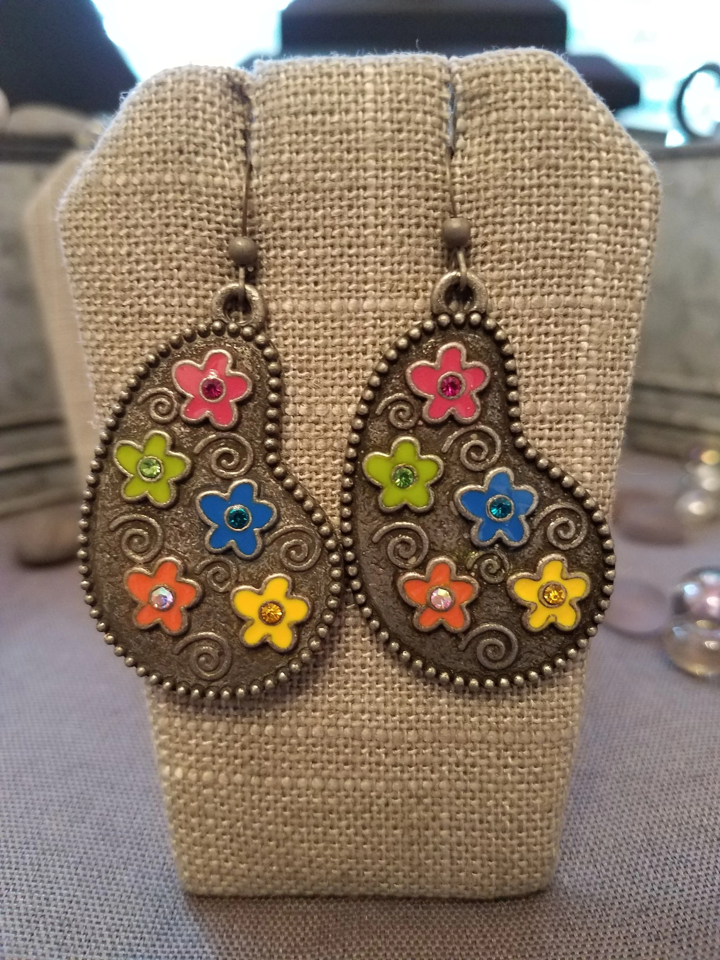 Multi colored flower palette