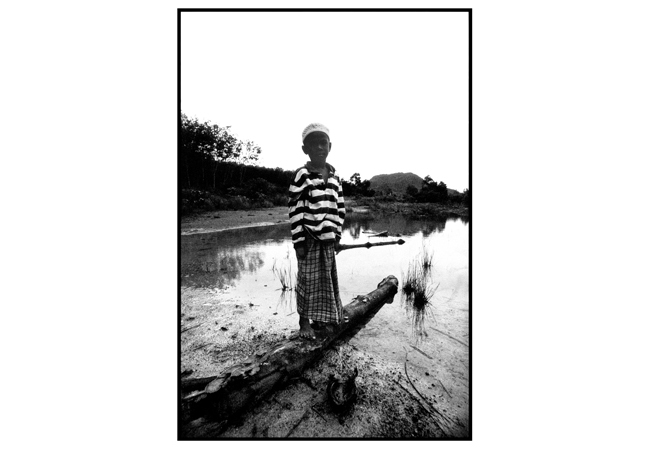   Untitled, from ‘Panguai’,  gelatin silver print © 1993 Gusmano Cesaretti  Ref: Panguai1   ALL IMAGES AVAILABLE FOR SALE Please    email us    with the specific Ref # for quote.  