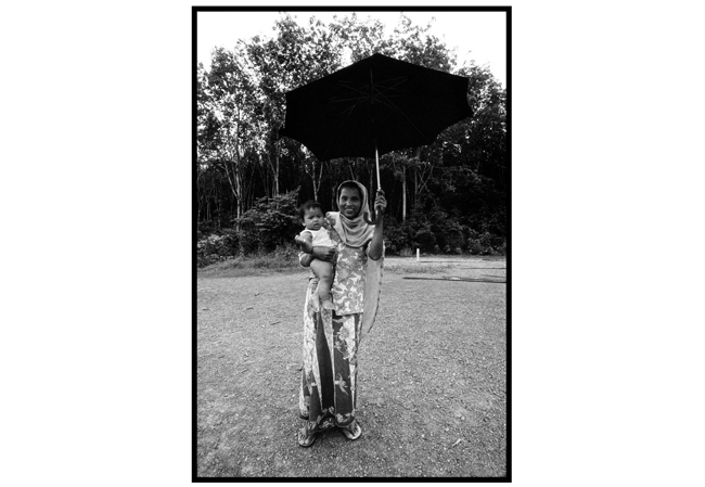   Untitled, from ‘Panguai’,  gelatin silver print © 1993 Gusmano Cesaretti  Ref: Panguai8   ALL IMAGES AVAILABLE FOR SALE Please    email us    with the specific Ref # for quote.  