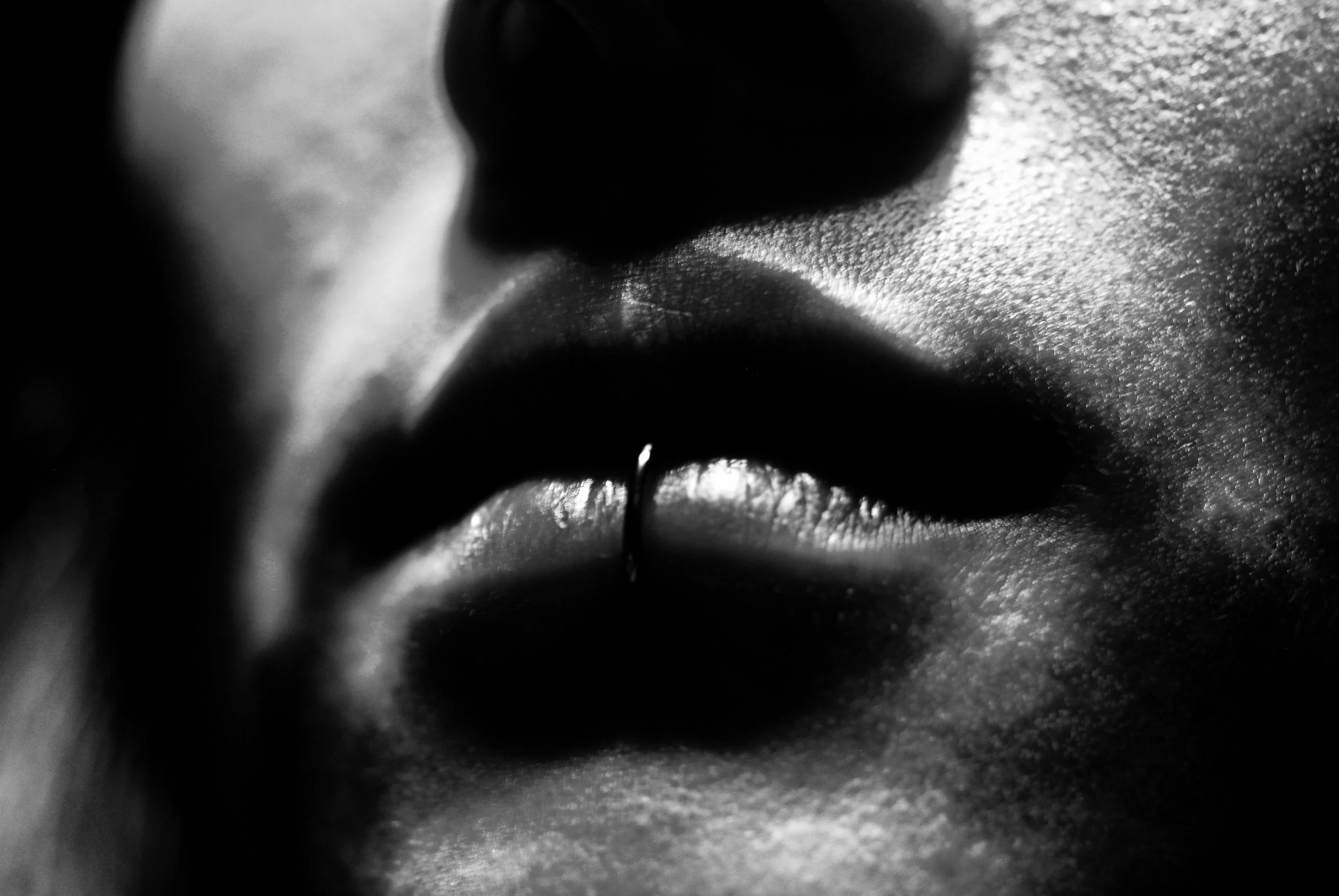 Untitled, from ‘To Be Alone in the Company of Others’, archival pigment © 2010 Gusmano Cesaretti Ref: AloneInCompany229 ALL IMAGES AVAILABLE FOR SALE Please email us with the specific Ref # for quote.