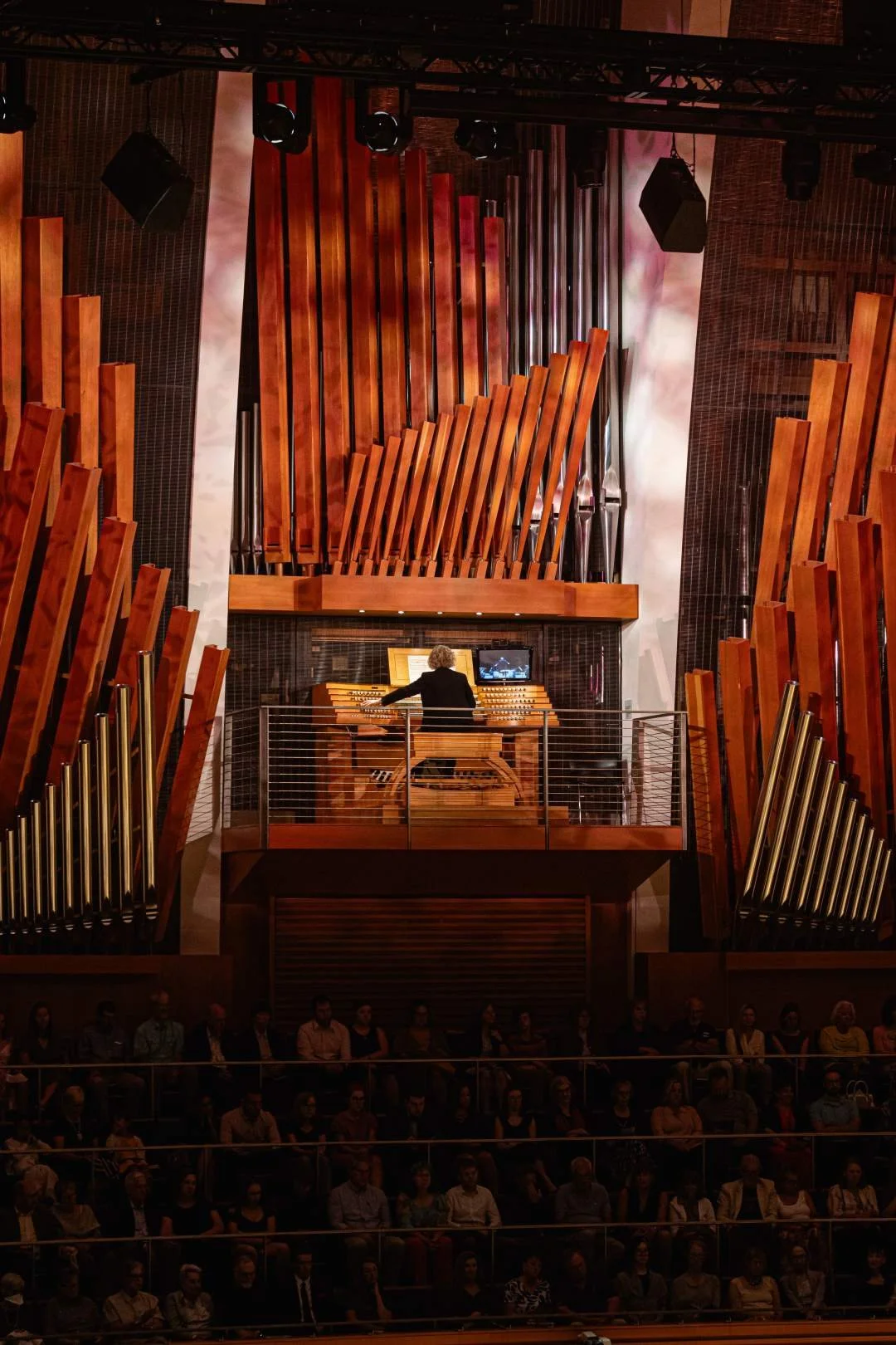 Organ-HelzbergHall-2.jpg