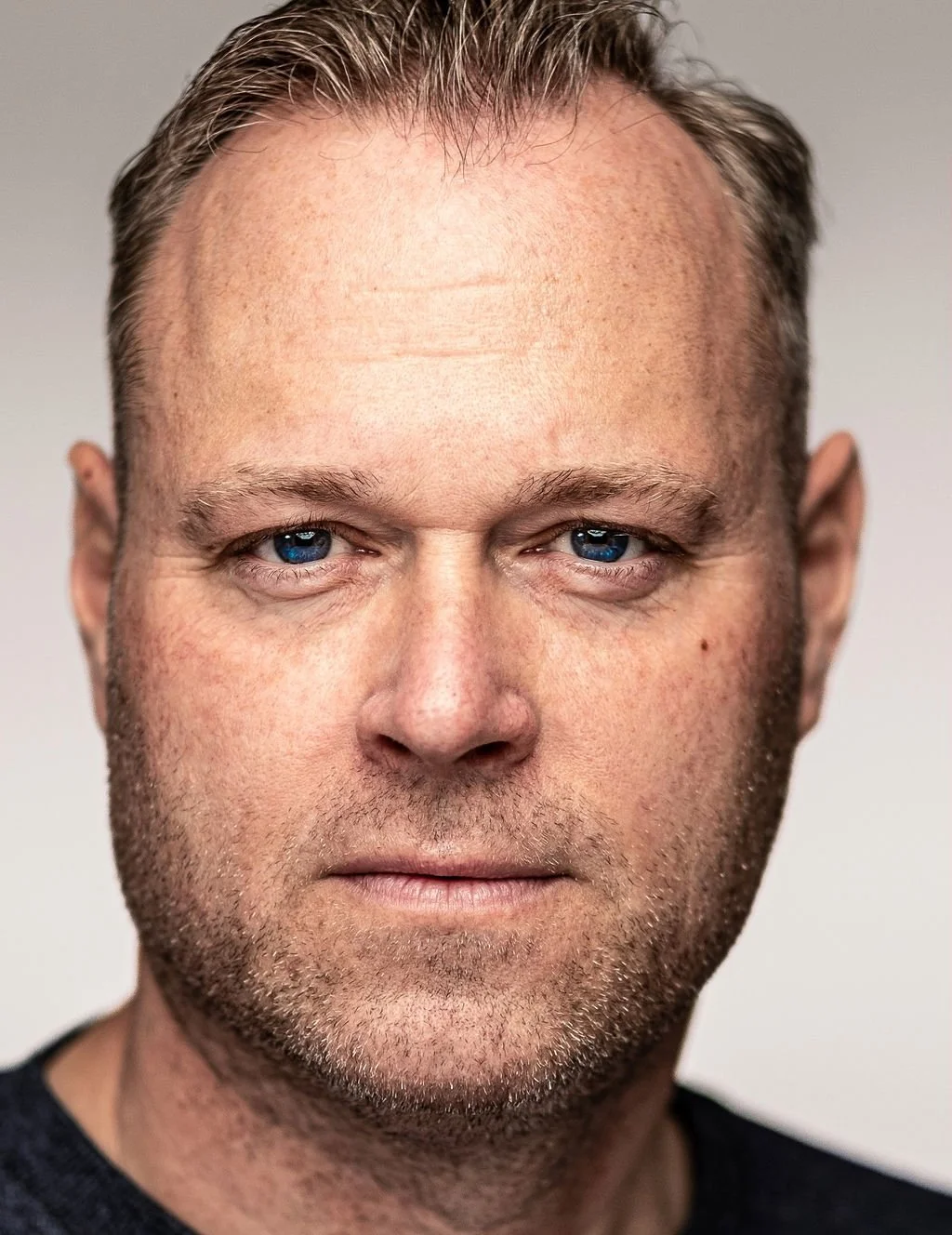  Headshots Matter | Aaron Jean Photography | Madrid Headshots | Professional LinkedIn Portraits | Spain 