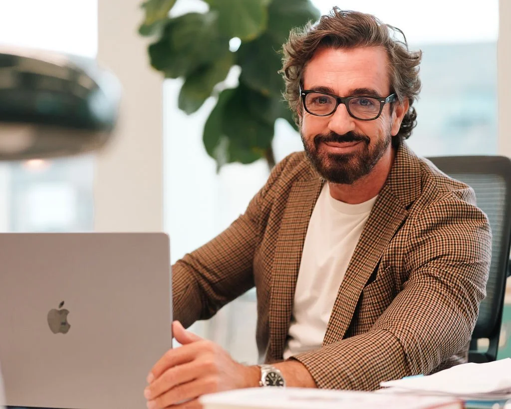  Headshots Matter | Aaron Jean Photography | Madrid Headshots | Professional LinkedIn Portraits | Spain 