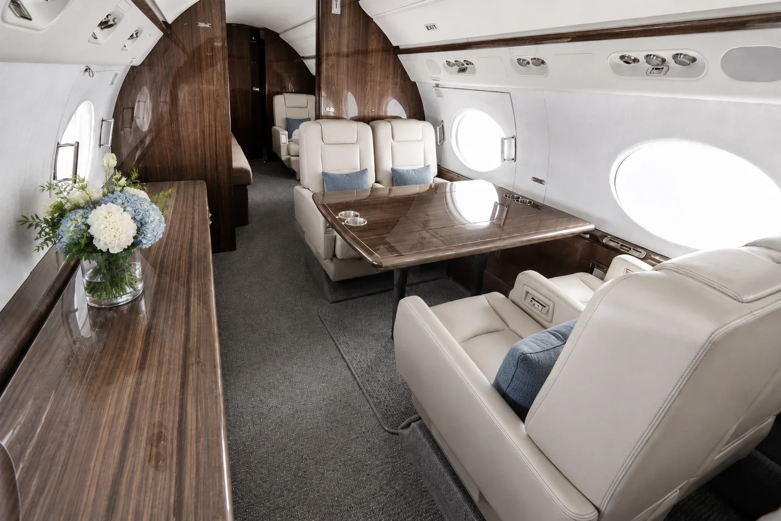 Gulfstream G550 interior