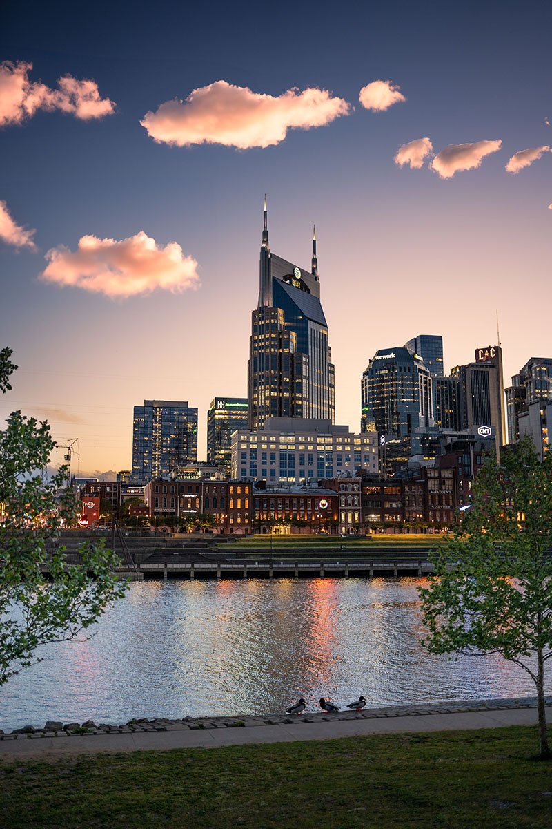 Nashville skyline at dusk