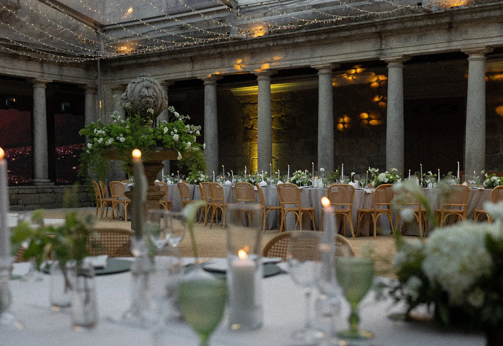 Reception dinner at Mosteiro de Landim by The Lopes Photography