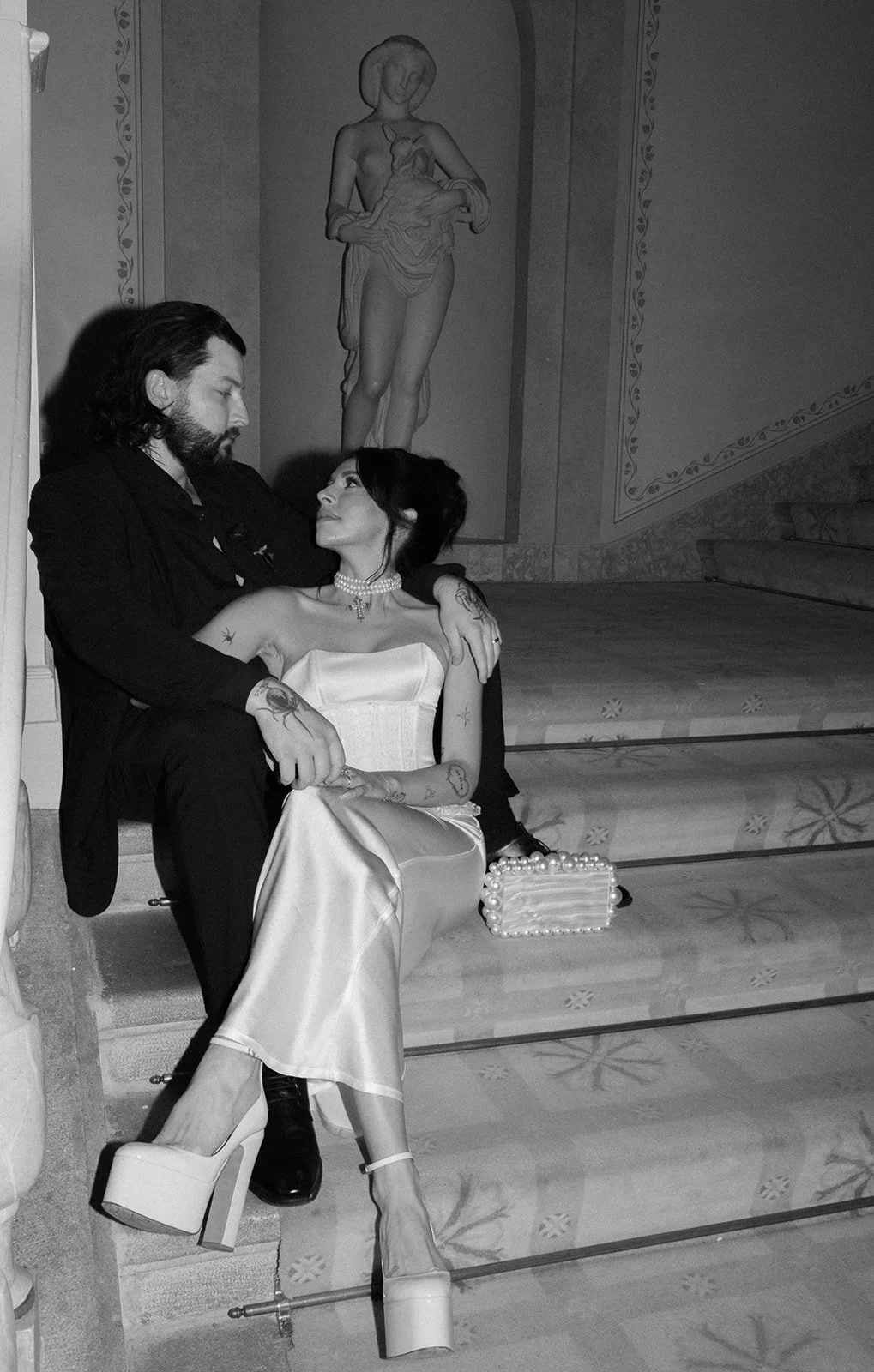 Elopement portrait at Palácio de Seteais, Sintra, Portugal