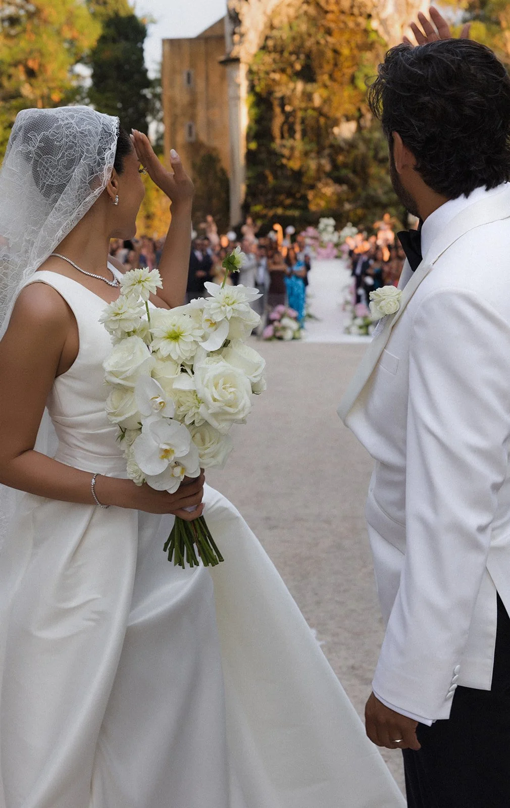 Newlyweds at the altar, Palácio de Queluz, Sintra, editorial photography by The Lopes Photography, published in Vogue Arabia