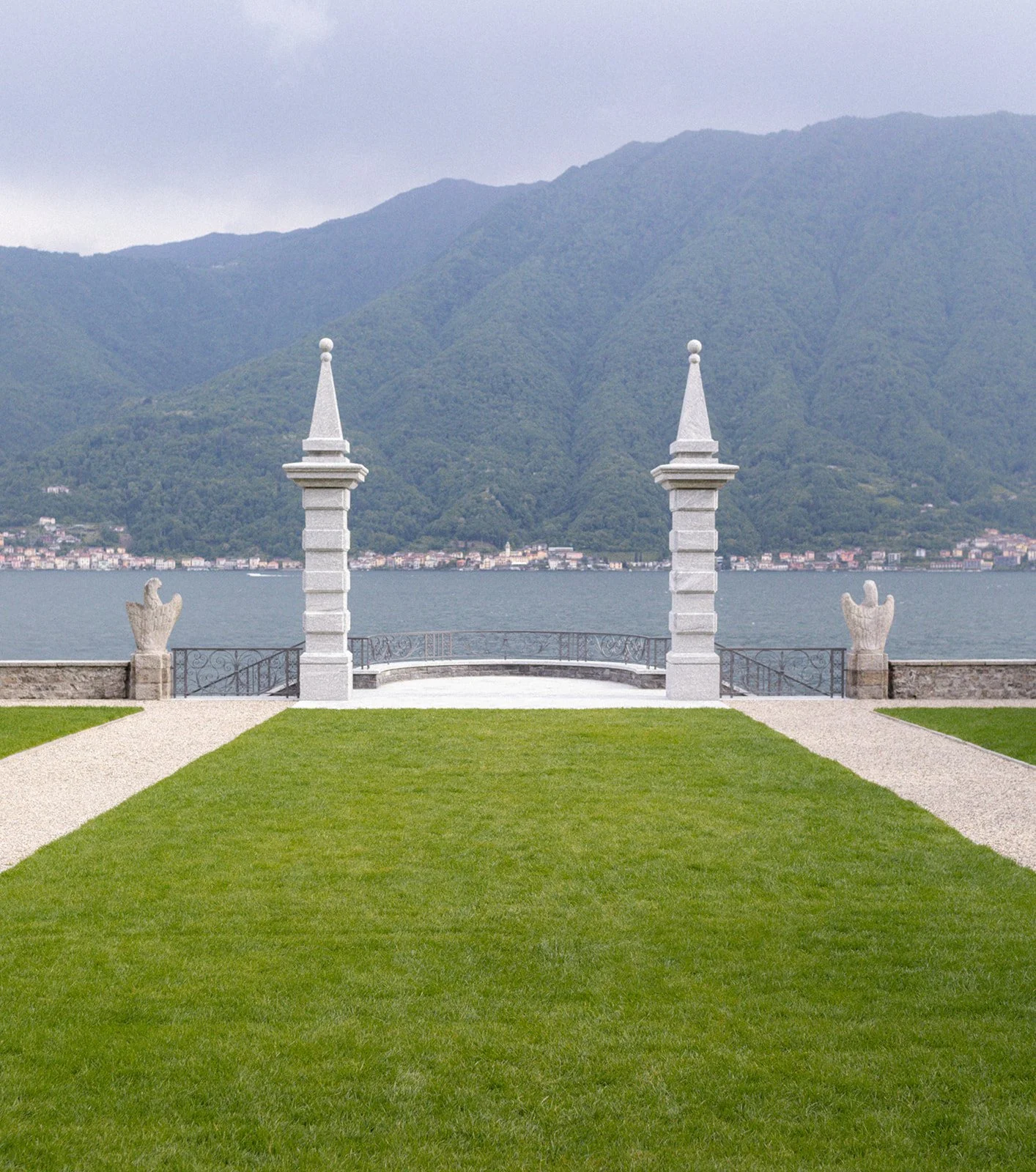 Bride reading wedding vows on lakeside terrace, Villa Balbiano, elopement photography by The Lopes Photography