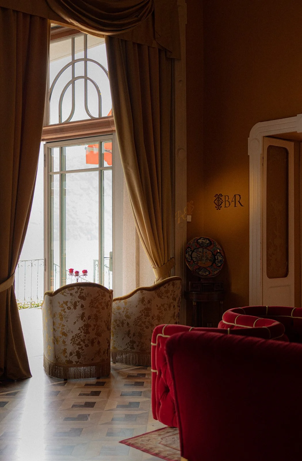 Draped curtains and arched window interior detail, Grand Hotel Tremezzo, wedding photography by The Lopes Photography
