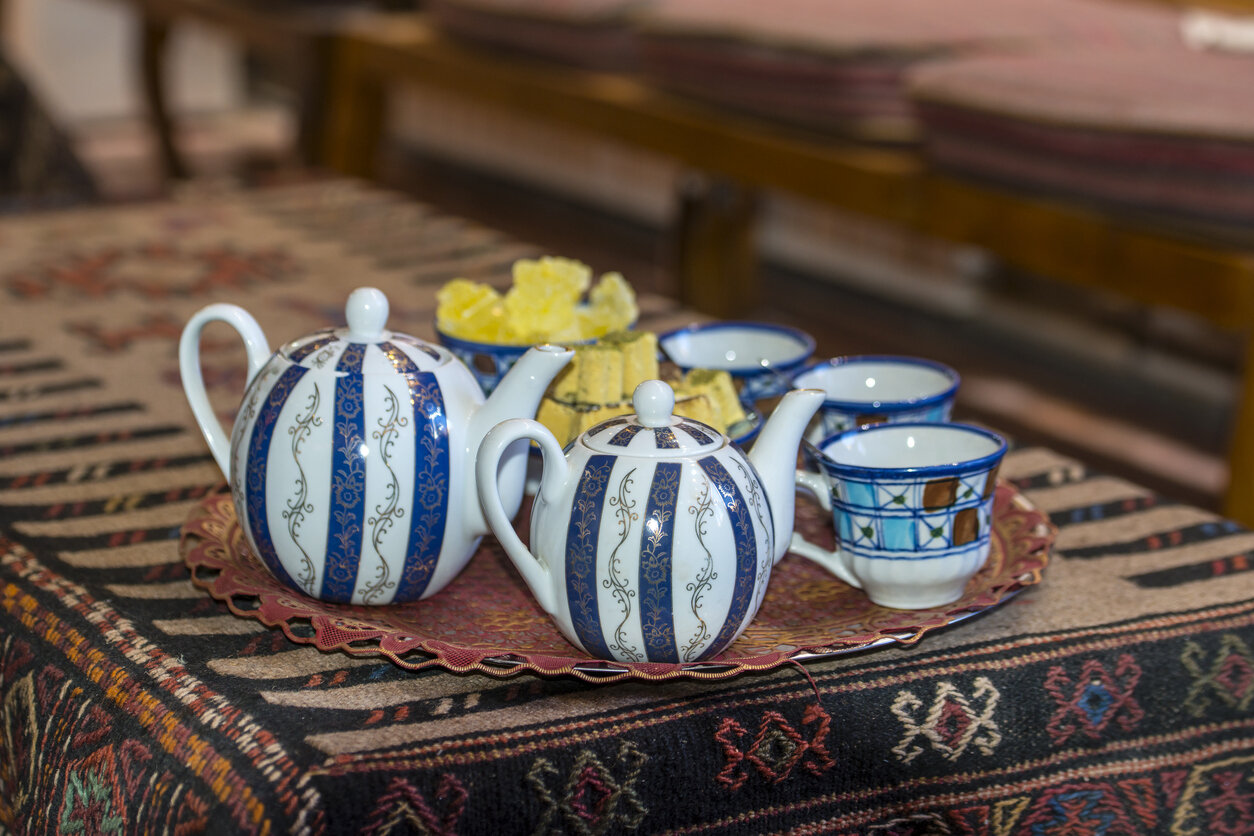 traditional-tea-house-Iran.jpg