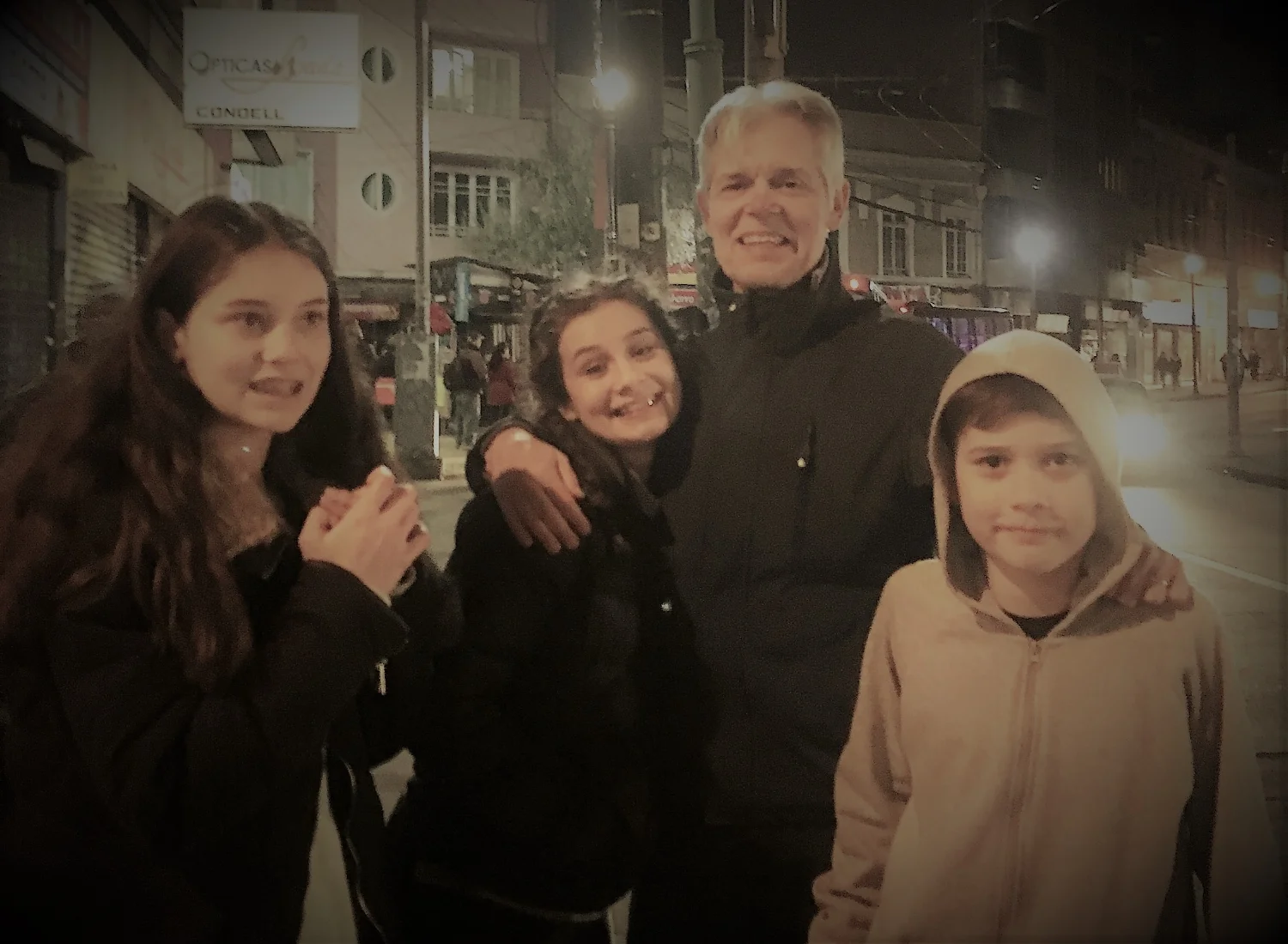 Rodrigo with his children in Chile
