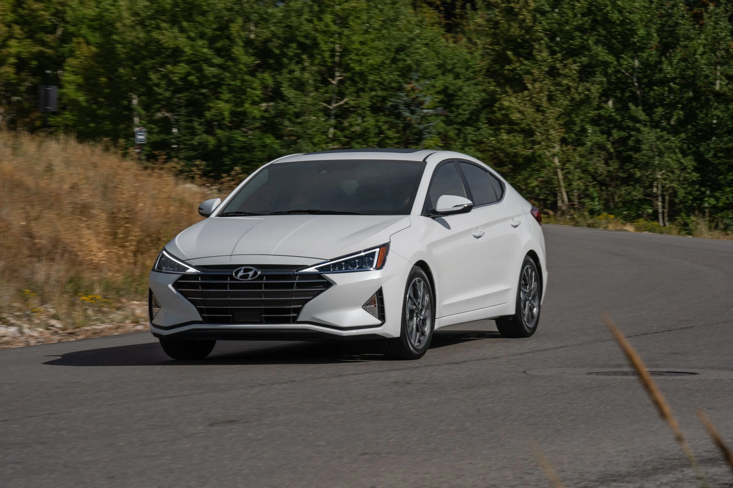 Large-36328-2020Elantra.jpg