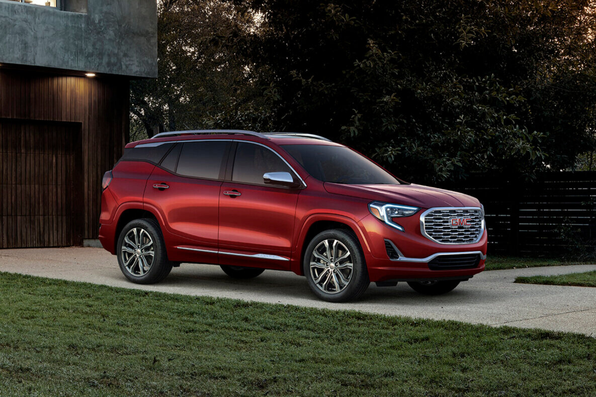 2019-GMC-Terrain-Denali-005.jpg