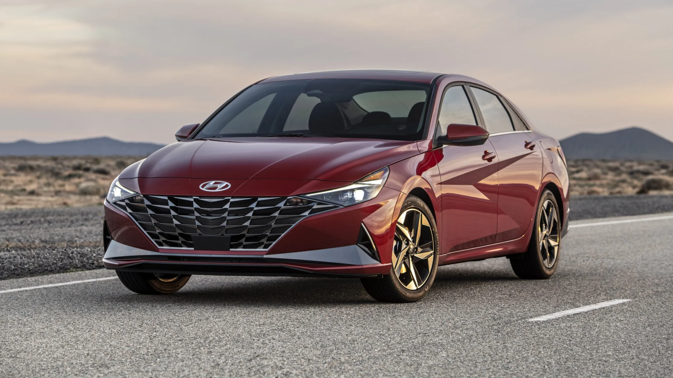 Large-40594-2021Elantra.jpg