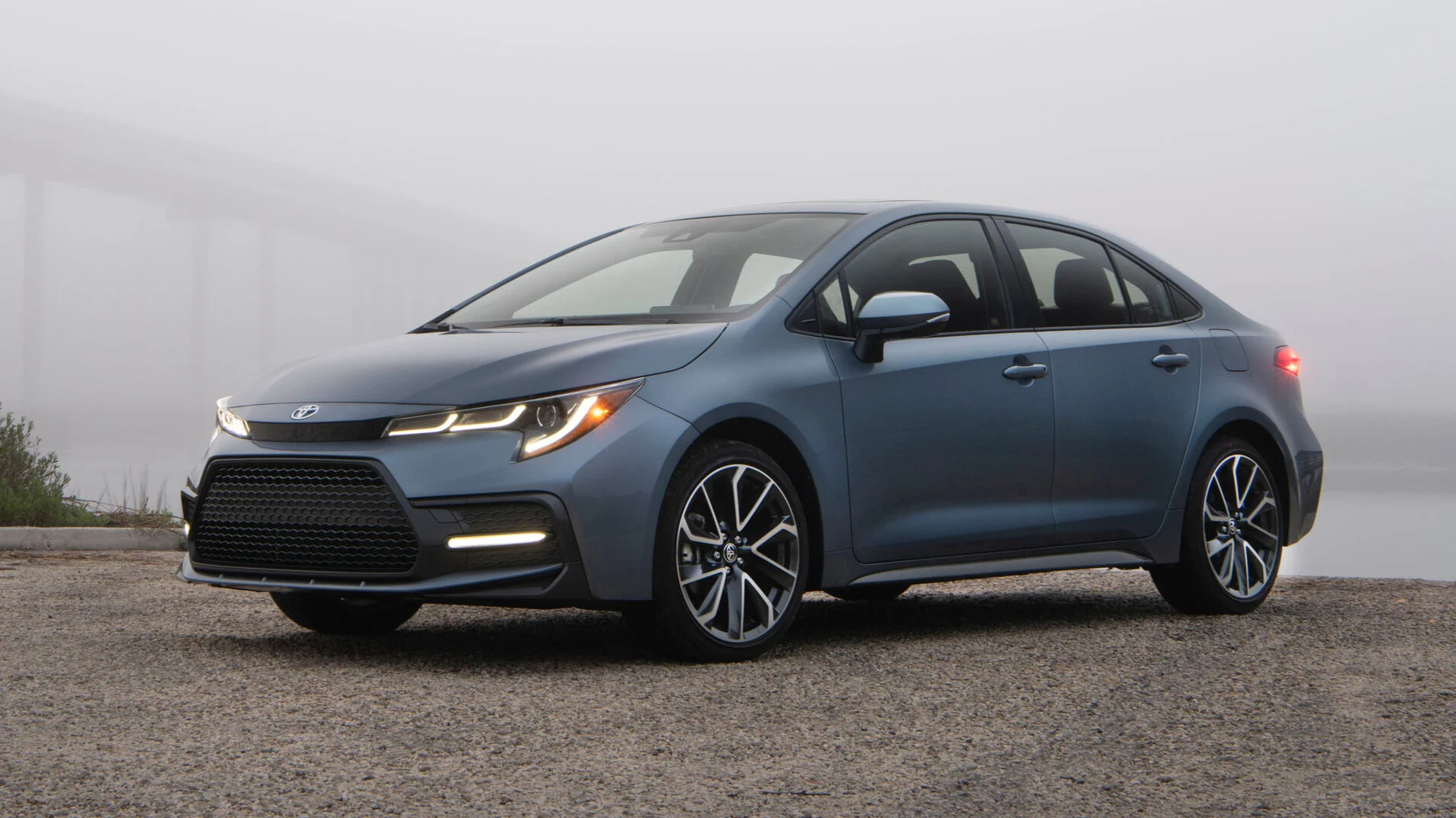 2020_Corolla_XSE_Celestite_003_54C5AFC386CA0542397C564B29F77348CA9B2985.jpg