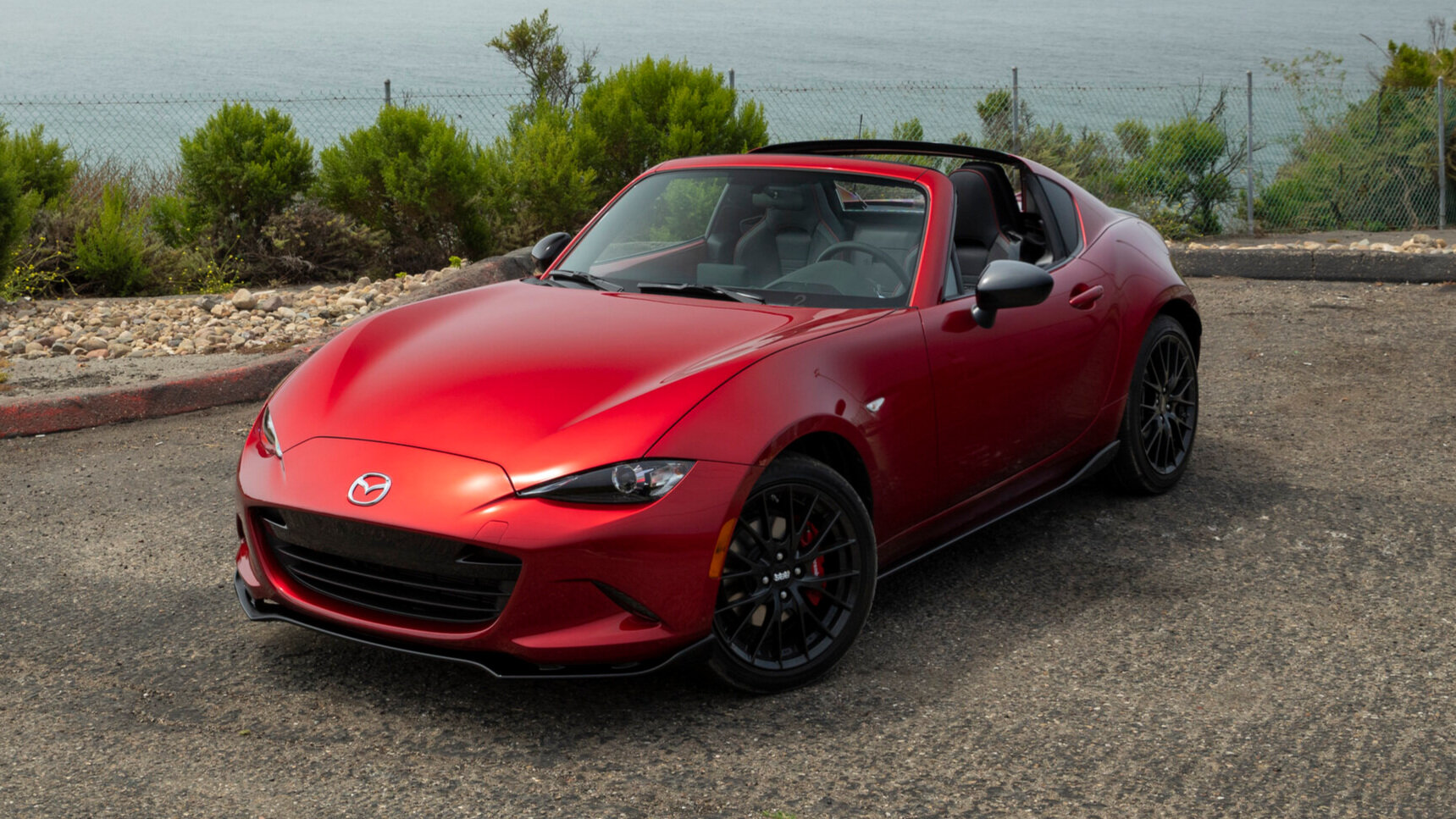 2019_Mazda_MX-5_Miata_42.jpg