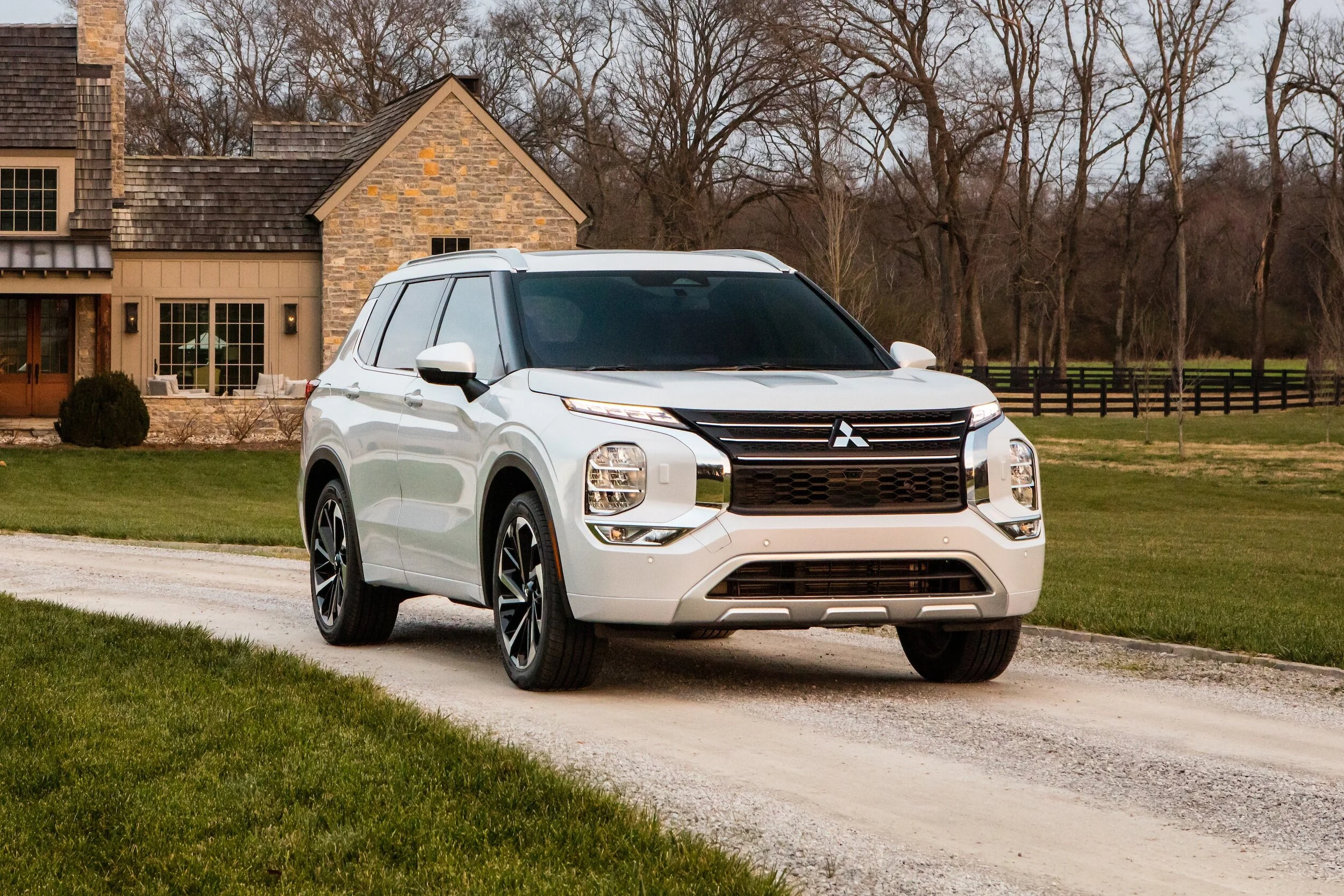 2022 Mitsubishi Outlander Preview