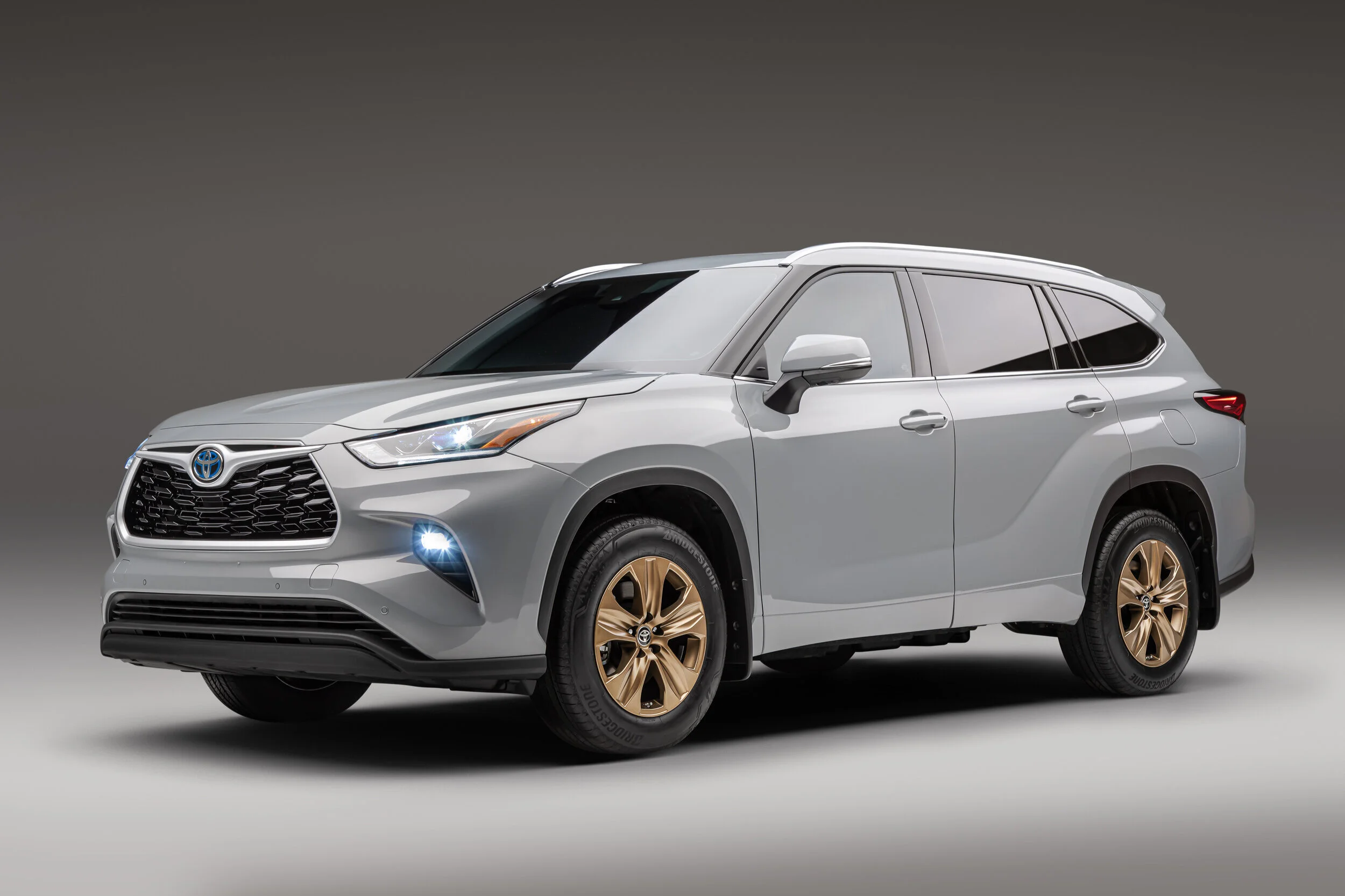 2022 Toyota Highlander Bronze Edition Preview