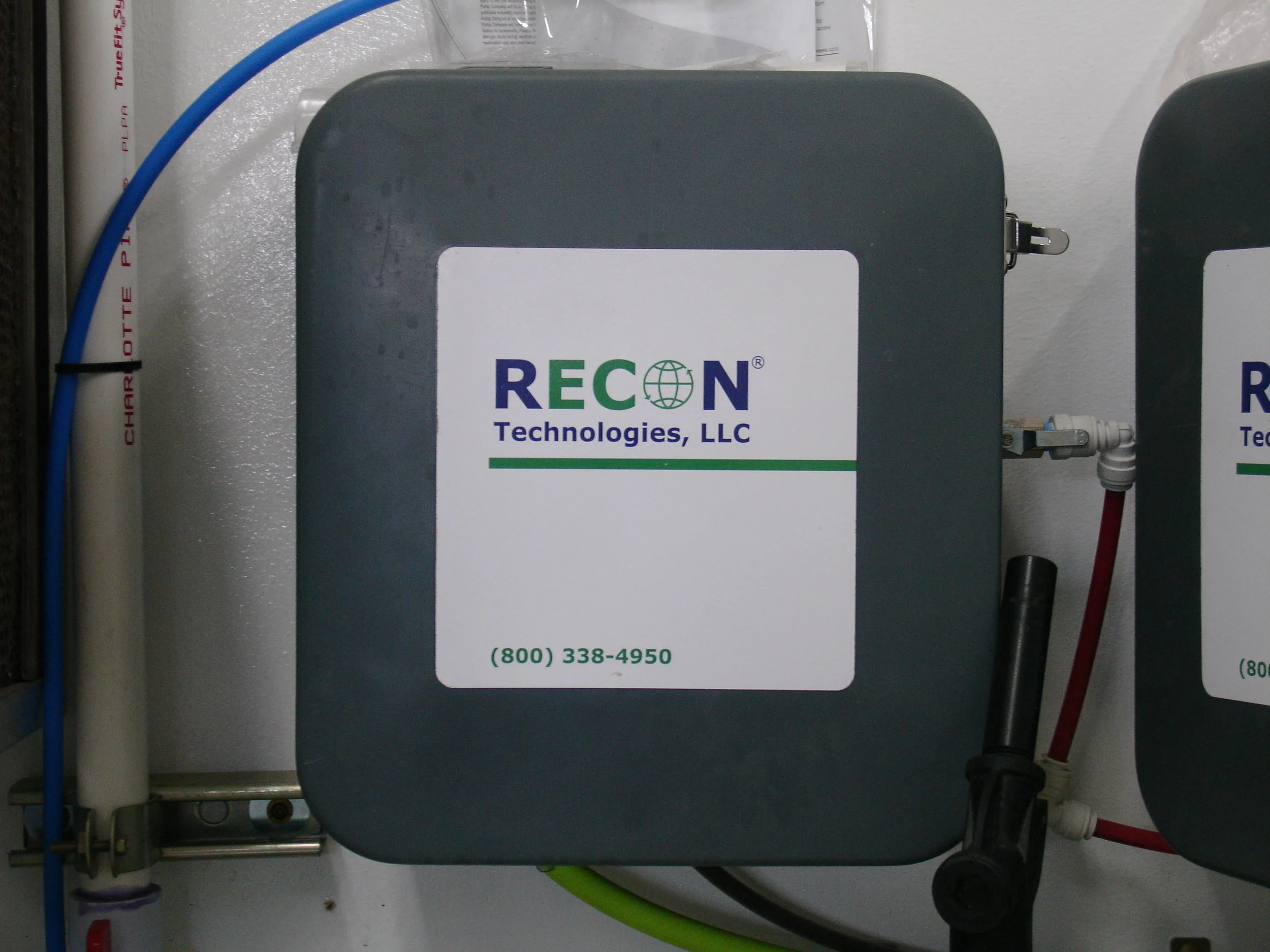 Foamer Box outside.JPG