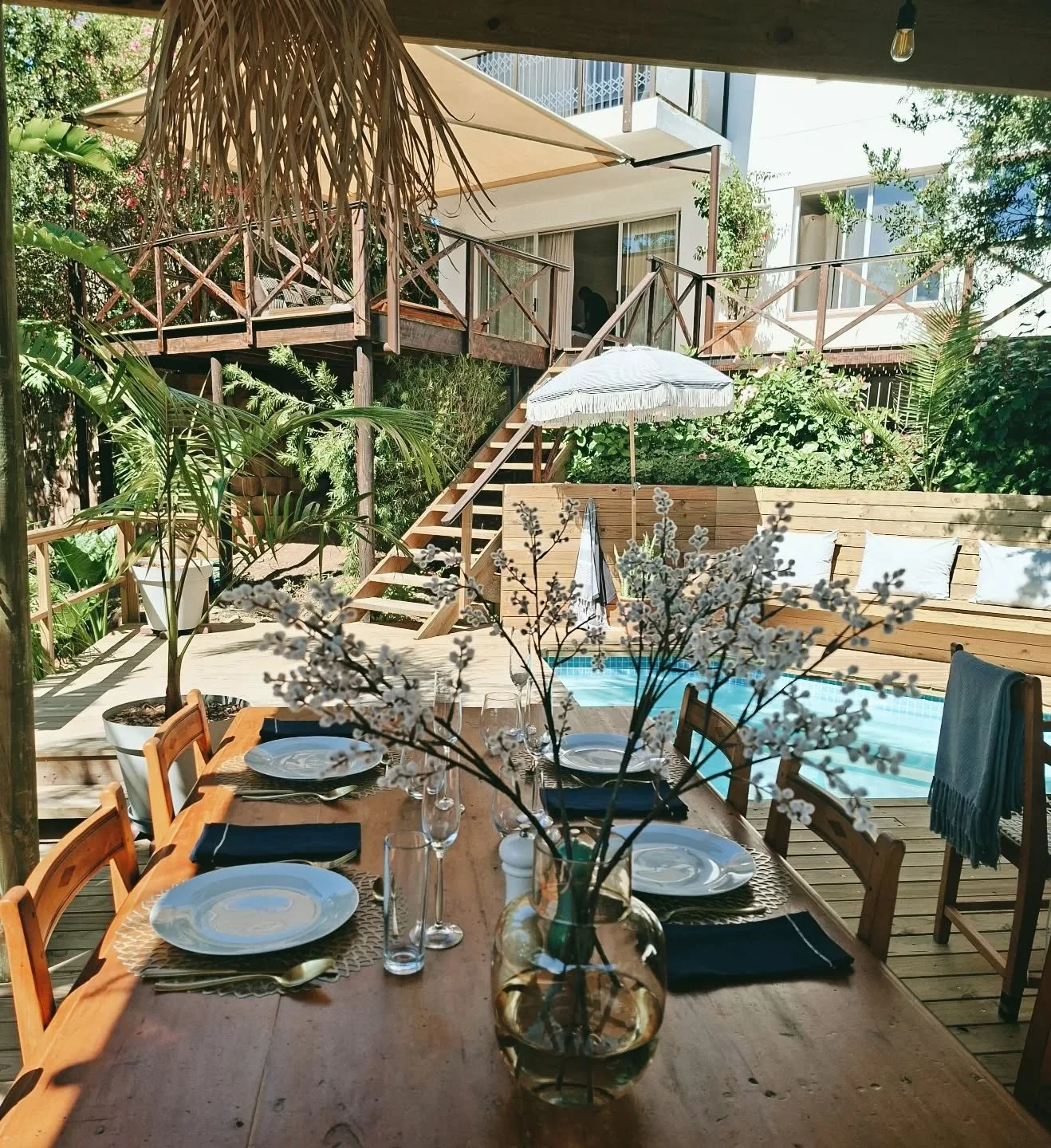 Come dine in a tropical paradise. Spa packages with lunch and Bubbles
