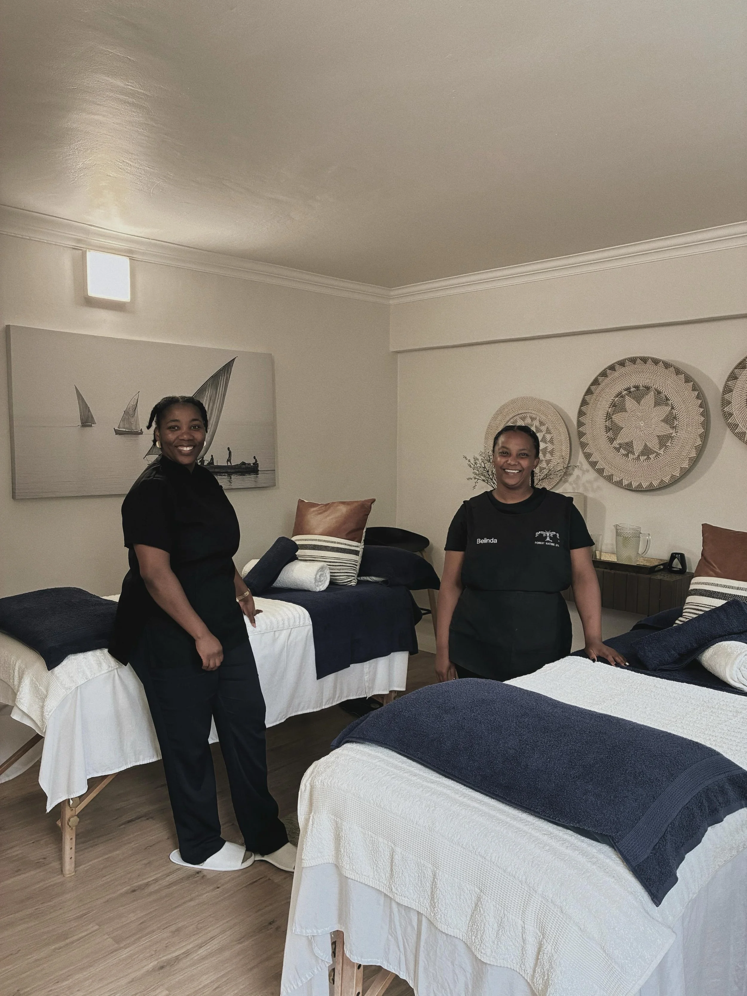 Two of our lovely therapists, Belinda and Abongile!

Making sure that you have the best experience possible!

#massagetherapist #spaday #celebration #selfcare #massagetherapy