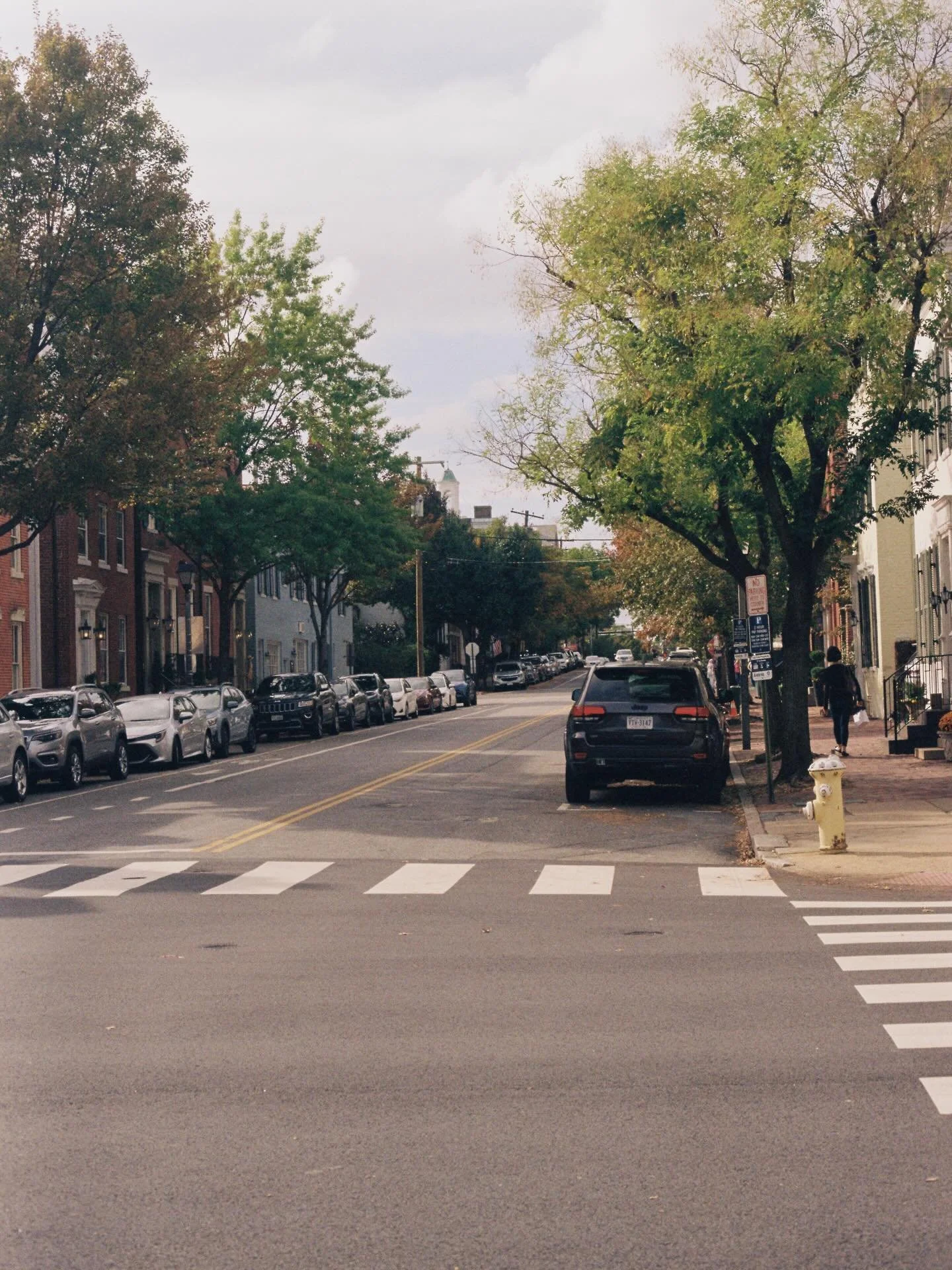 It&rsquo;s official! We&rsquo;ll be moving back to the DC area sometime next year in late spring.

Happy to get one more Miami winter, and looking forward to more Alexandria autumns to come (though not prepared for the winters&hellip;) 

Opening book